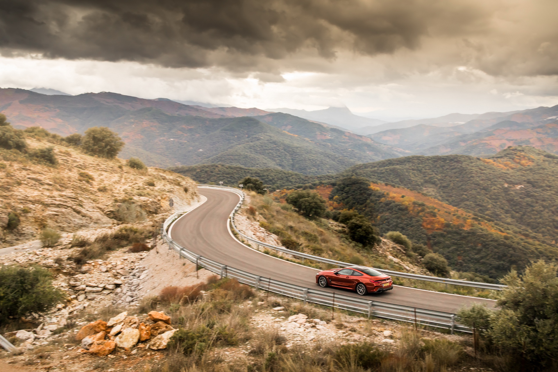 2019-BMW-8-Series-UK-07 2019 BMW 8-Series Coupe Lands In The UK Priced From £76,270