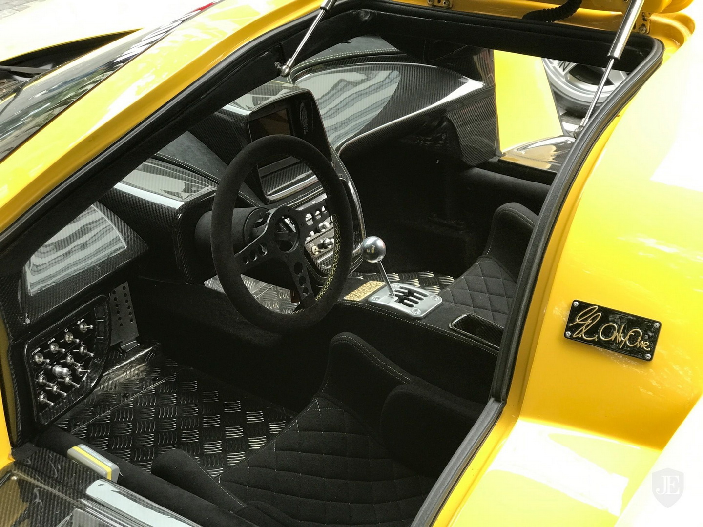 ec onlyone p8 ferrari f430-based supercar 12 Would You Pay $2.85 Million For The Ferrari F430-Based E.C. OnlyOne P8?