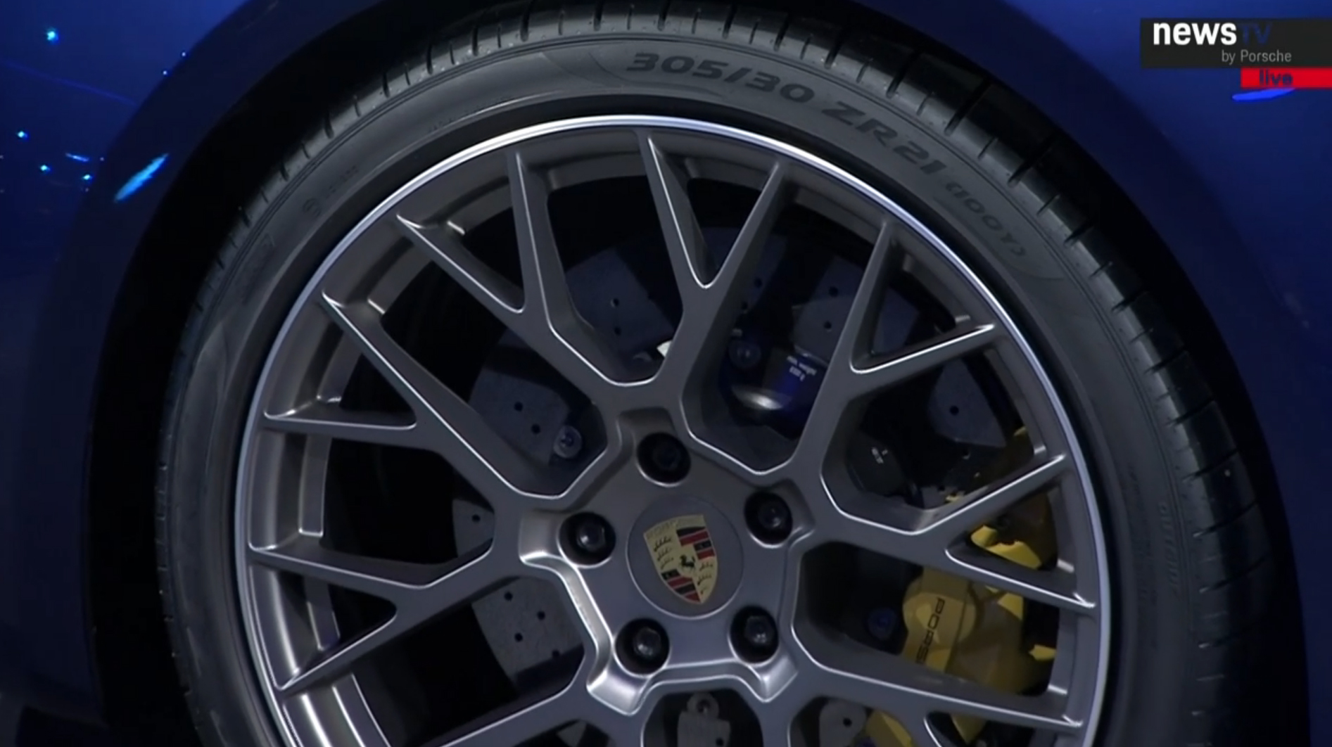 2020-Porsche-911-008 2020 Porsche 911 Is New And More Powerful, But Oh, So Familiar