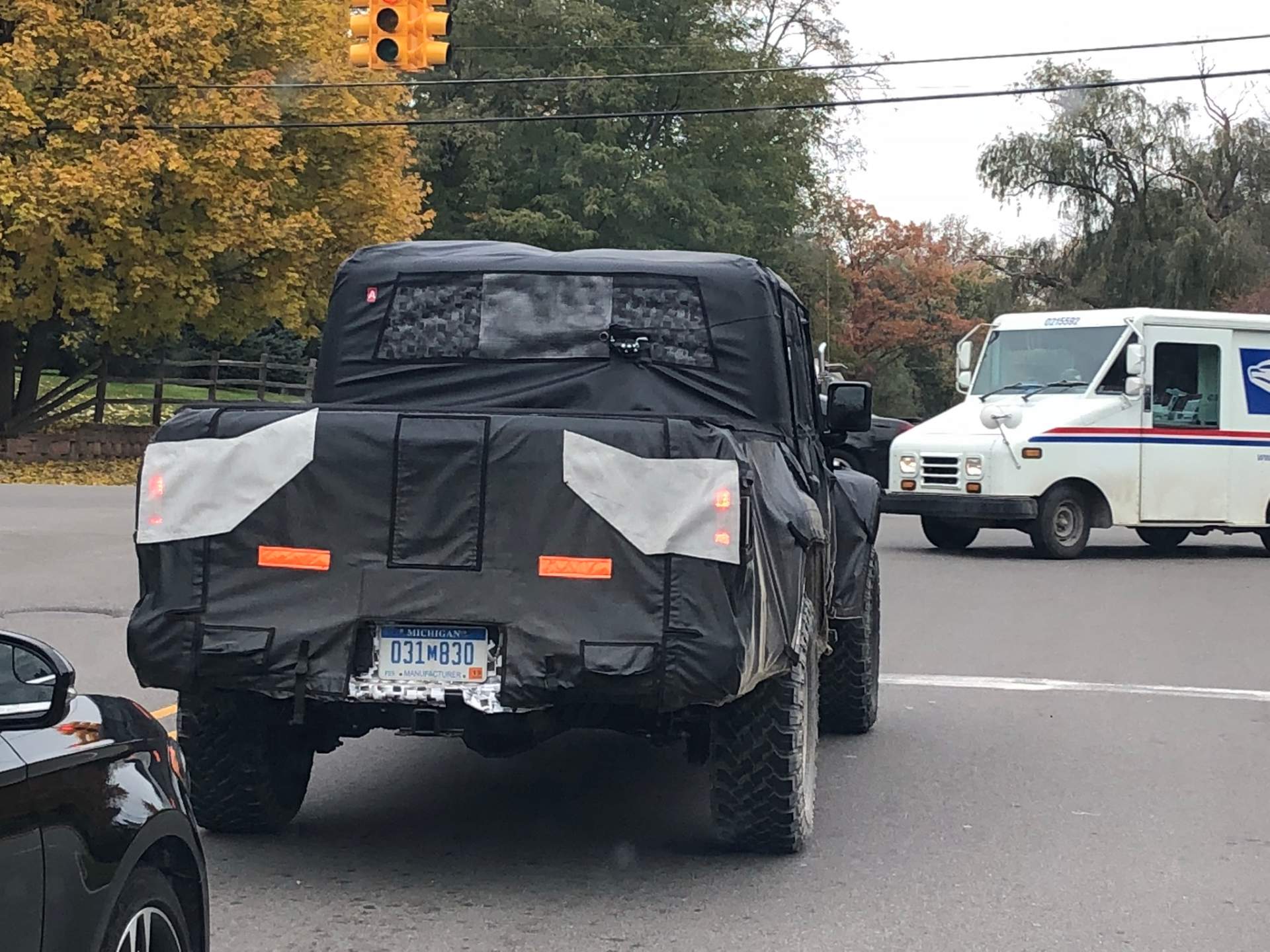 2019 Jeep Scrambler (JT) spy shots 7 2019 Jeep Scrambler’s LA Auto Show Debut Confirmed As Sightings Continue