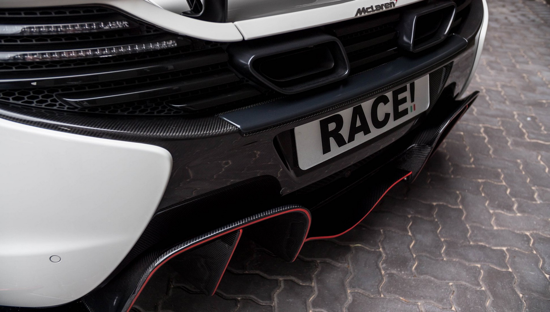 mclaren 650s spider race south africa tuning 17 Tuned McLaren 650S Spider Sports New Alloys, Extra Carbon Fiber Parts