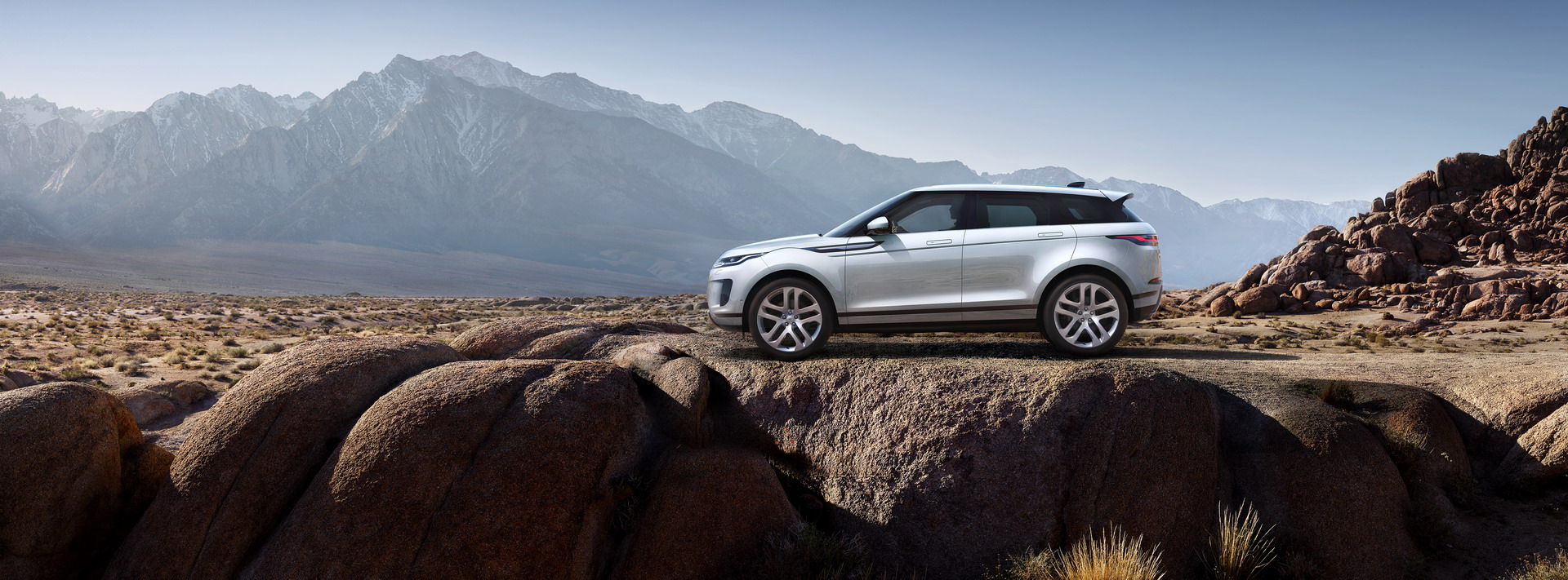 2020 Range Rover Evoque 2 2020 Range Rover Evoque Is A Baby Velar In A Short Skirt (Live Gallery)