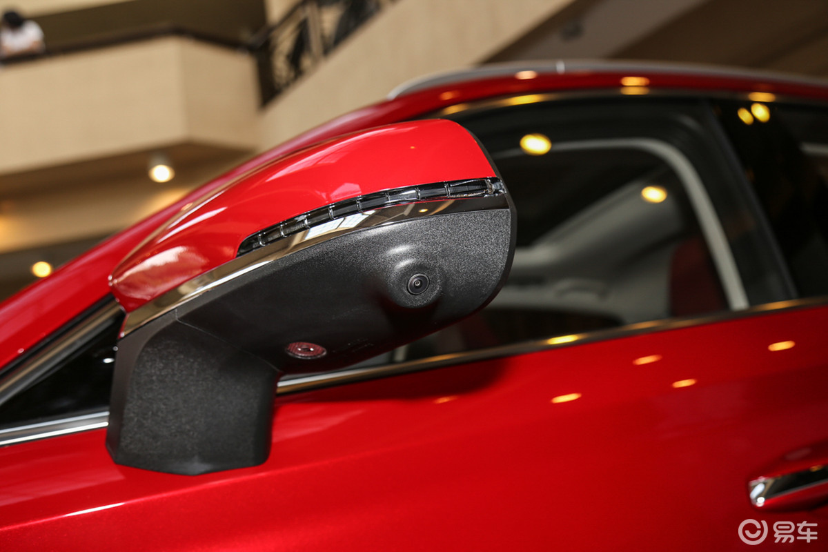 changan cs85 coupe crossover unveiled 22 Changan CS85 Coupe Crossover Looks Like The Lovechild Of A BMW X4 And A VW Touareg