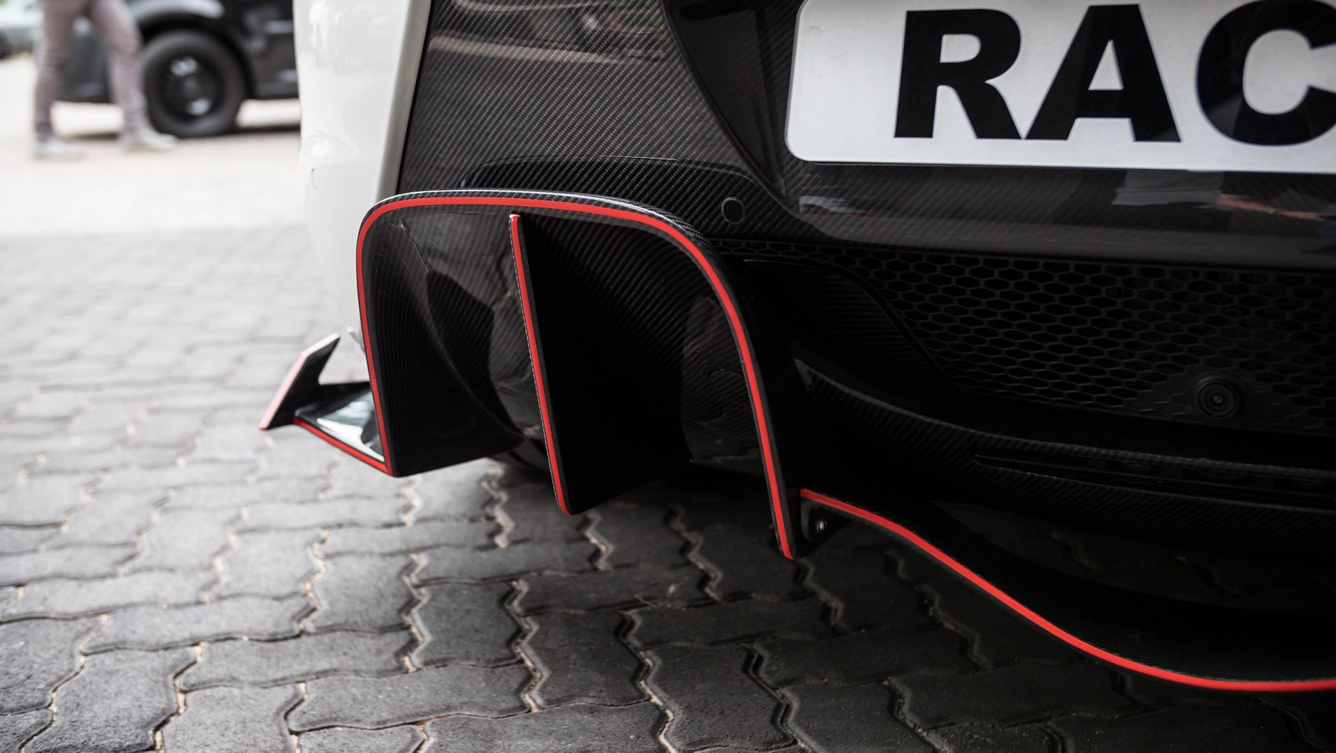 mclaren 650s spider race south africa tuning 19 Tuned McLaren 650S Spider Sports New Alloys, Extra Carbon Fiber Parts