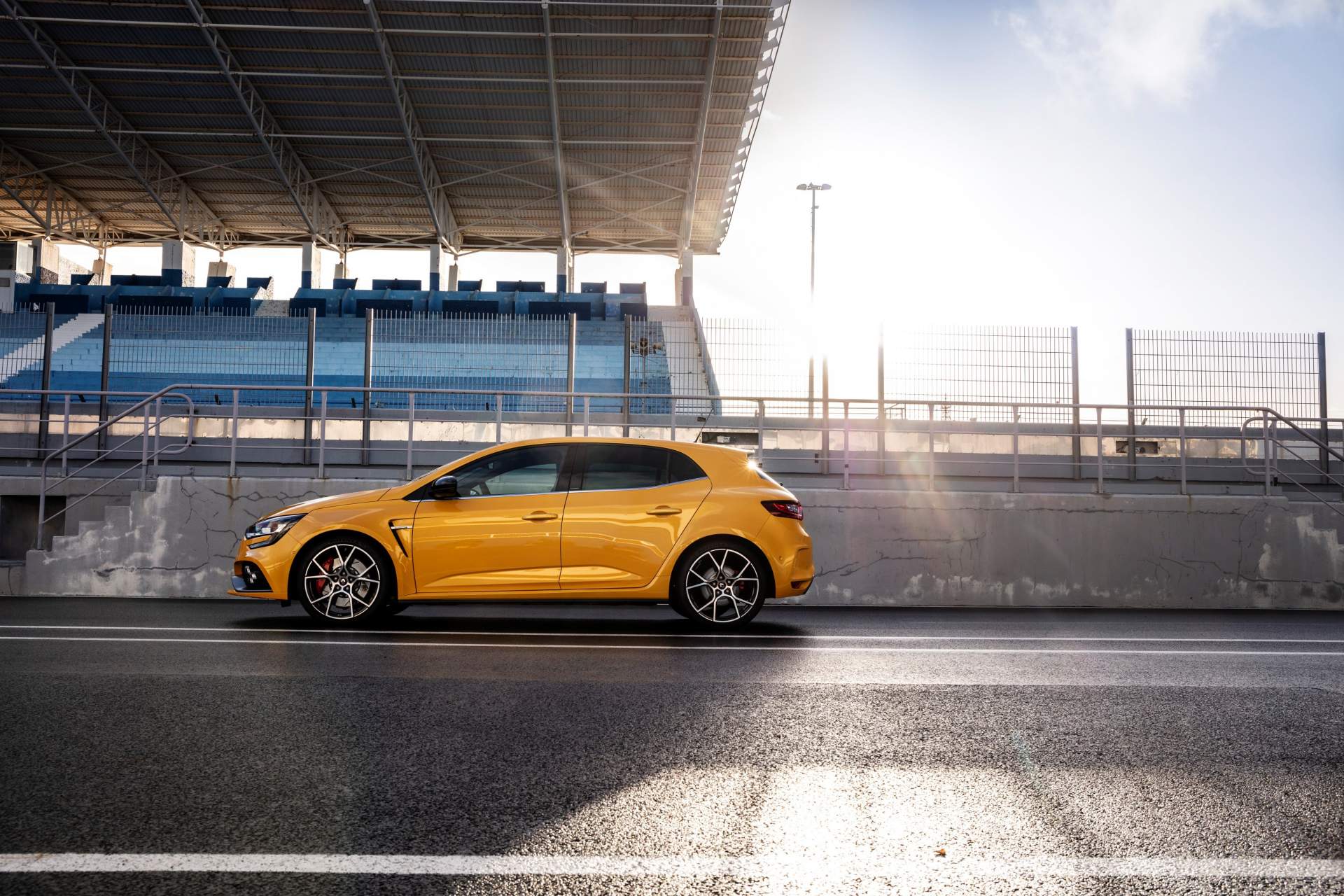 2018 - Essais presse Renault MEGANE IV R Hardcore 2019 Renault Megane RS Trophy Detailed In 60 New Photos