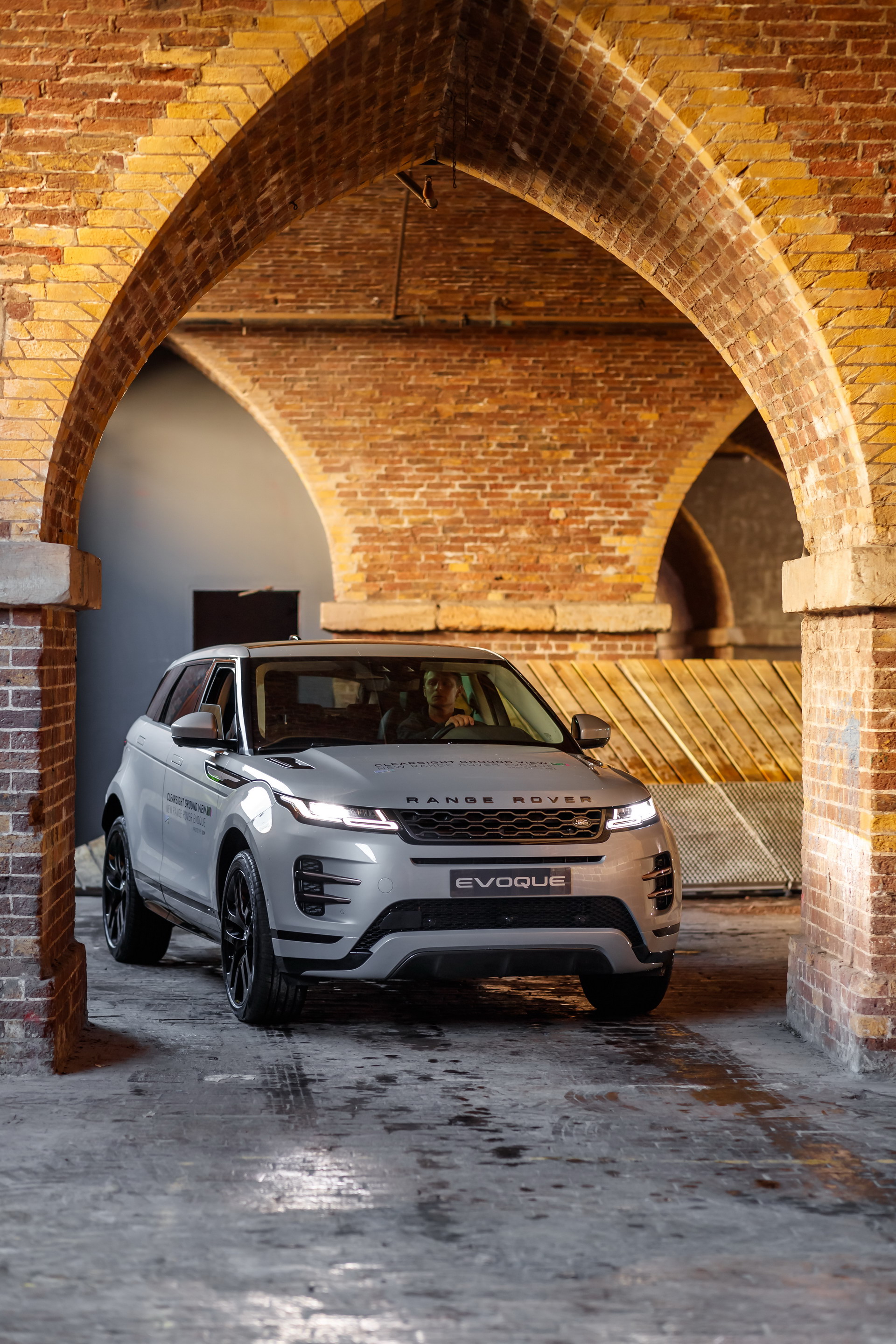 2020 Range Rover Evoque II 34 2020 Range Rover Evoque Is A Baby Velar In A Short Skirt (Live Gallery)