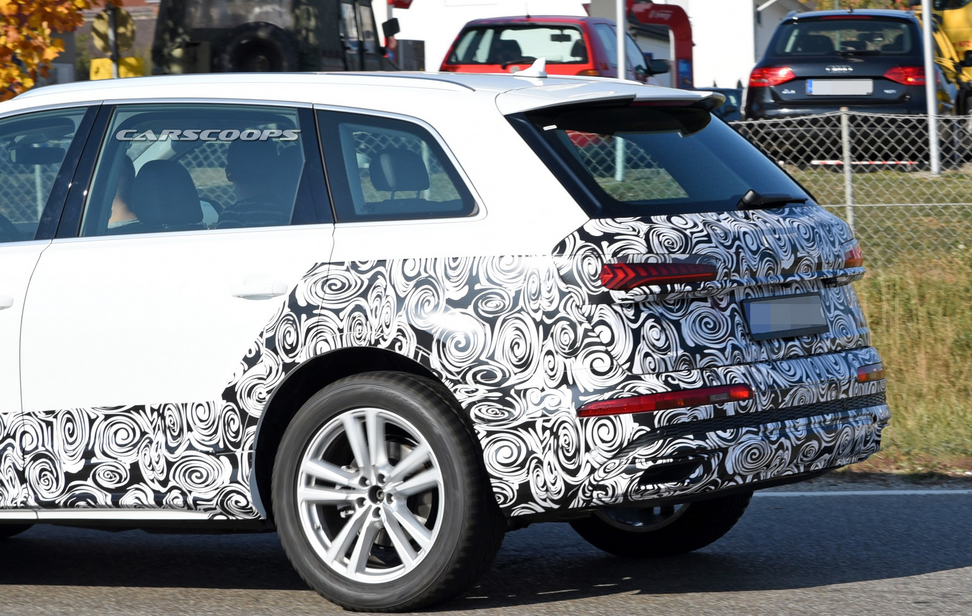 2019 audi q7 facelift new spy shots 8 2020 Audi Q7 Prototype Spotted Wearing New Production Taillights