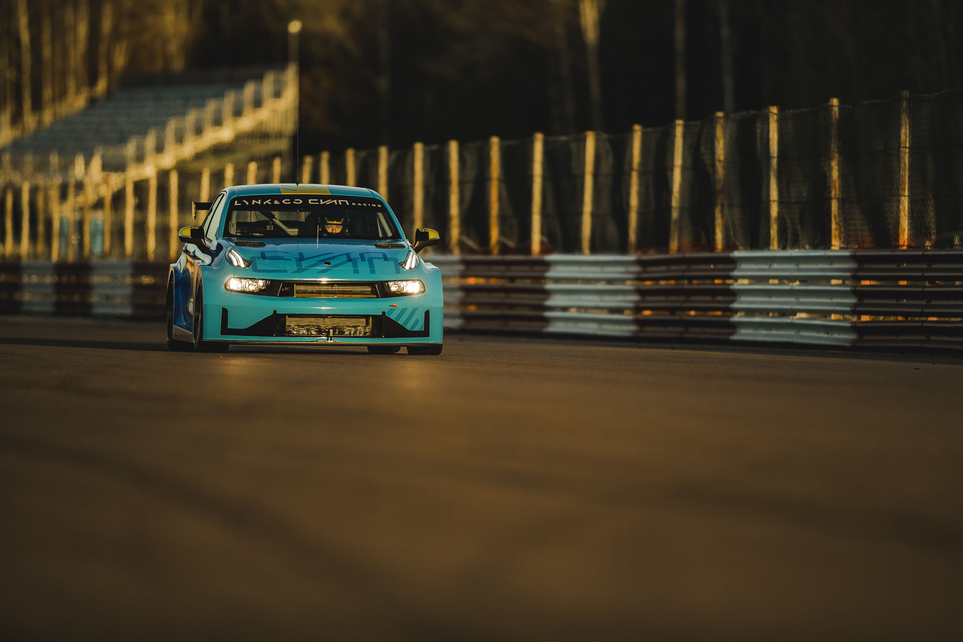 Thed Björk, Mantorp, Lynk & Co Cyan Racing, 22 October, 2018 Lynk & Co 03 TCR Racer Hits The Track For The First Time