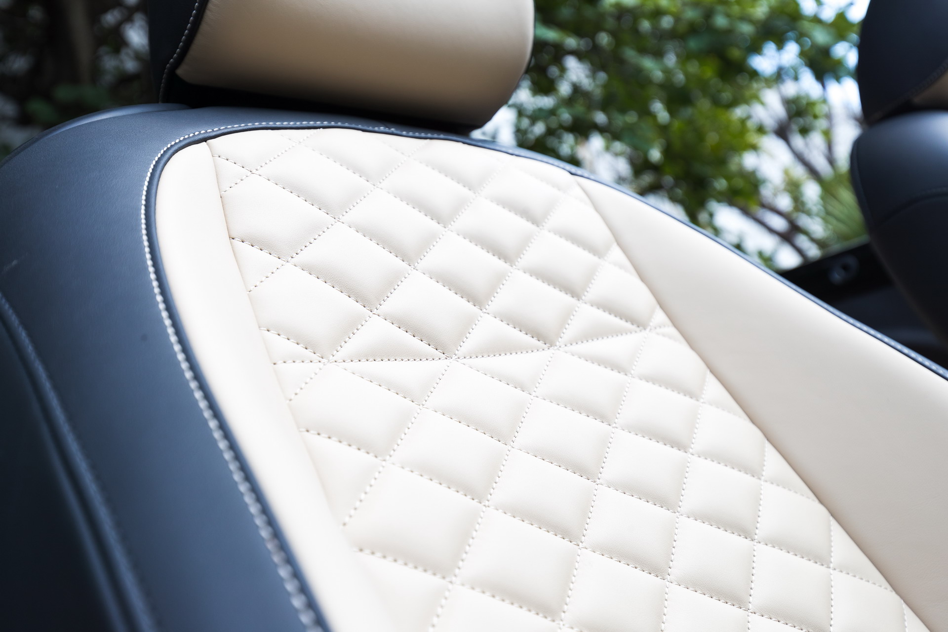 2019_Beetle_Convertible_Final_Edition--0013 Bye Bye VW Beetle! Final Edition Bids Farewells To An Iconic Nameplate