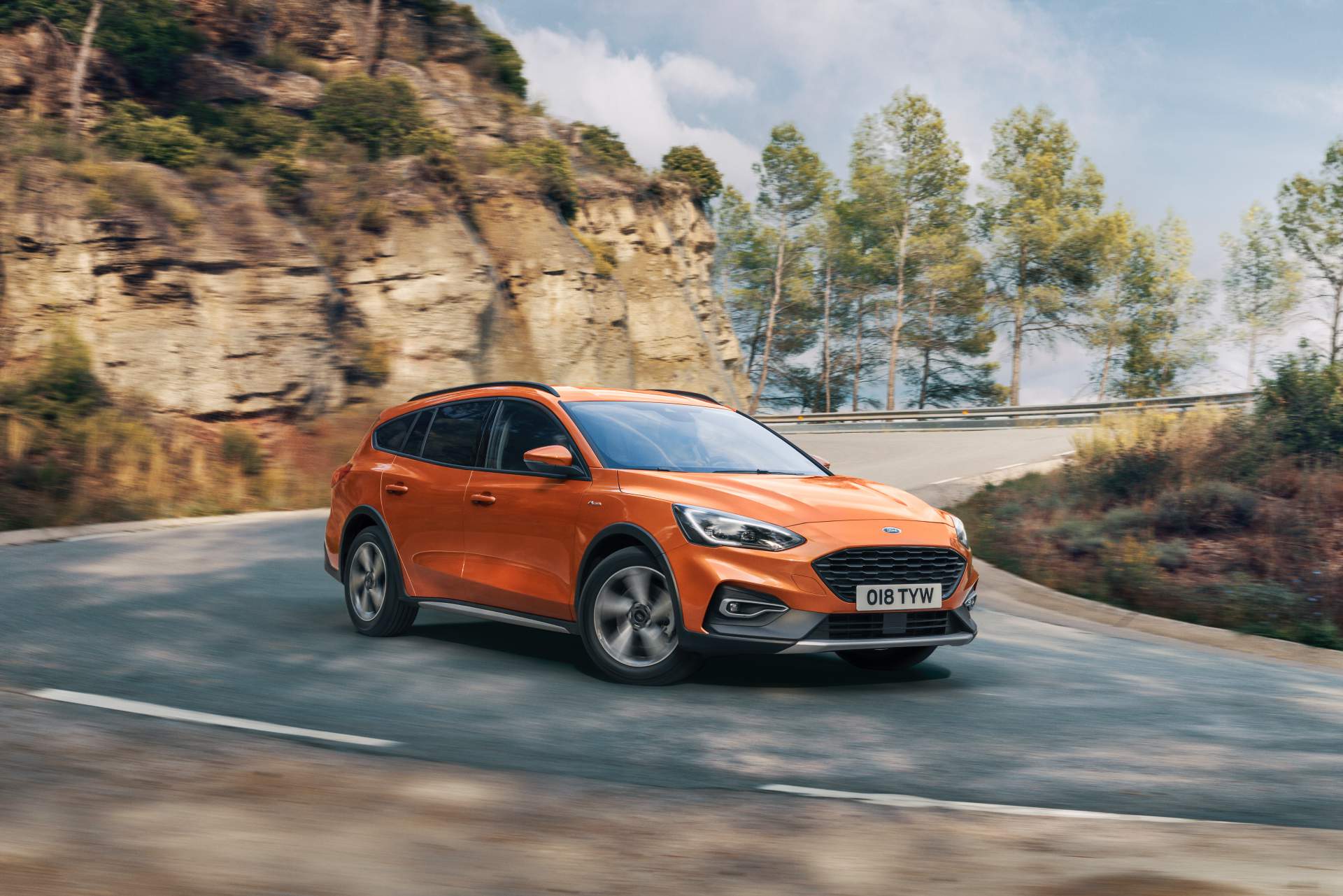 FORD 2018 FOCUS ACTIVE WAGON 2019 Ford Focus Active Wagon Officially Revealed In Europe