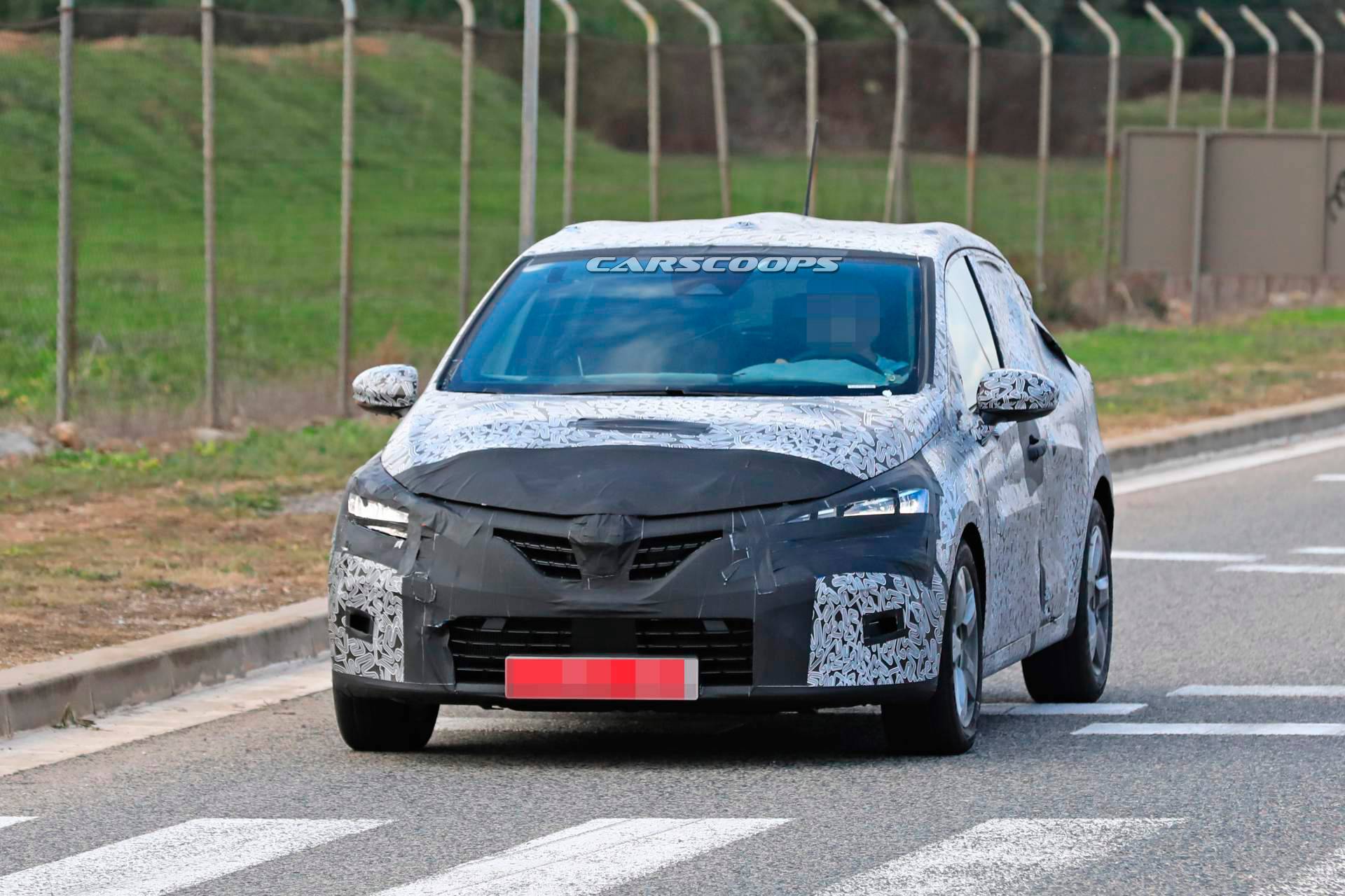 2019 Renault Clio spy shots 11 2019 Renault Clio Spied Looking More Familiar As It Drops Padded Camo