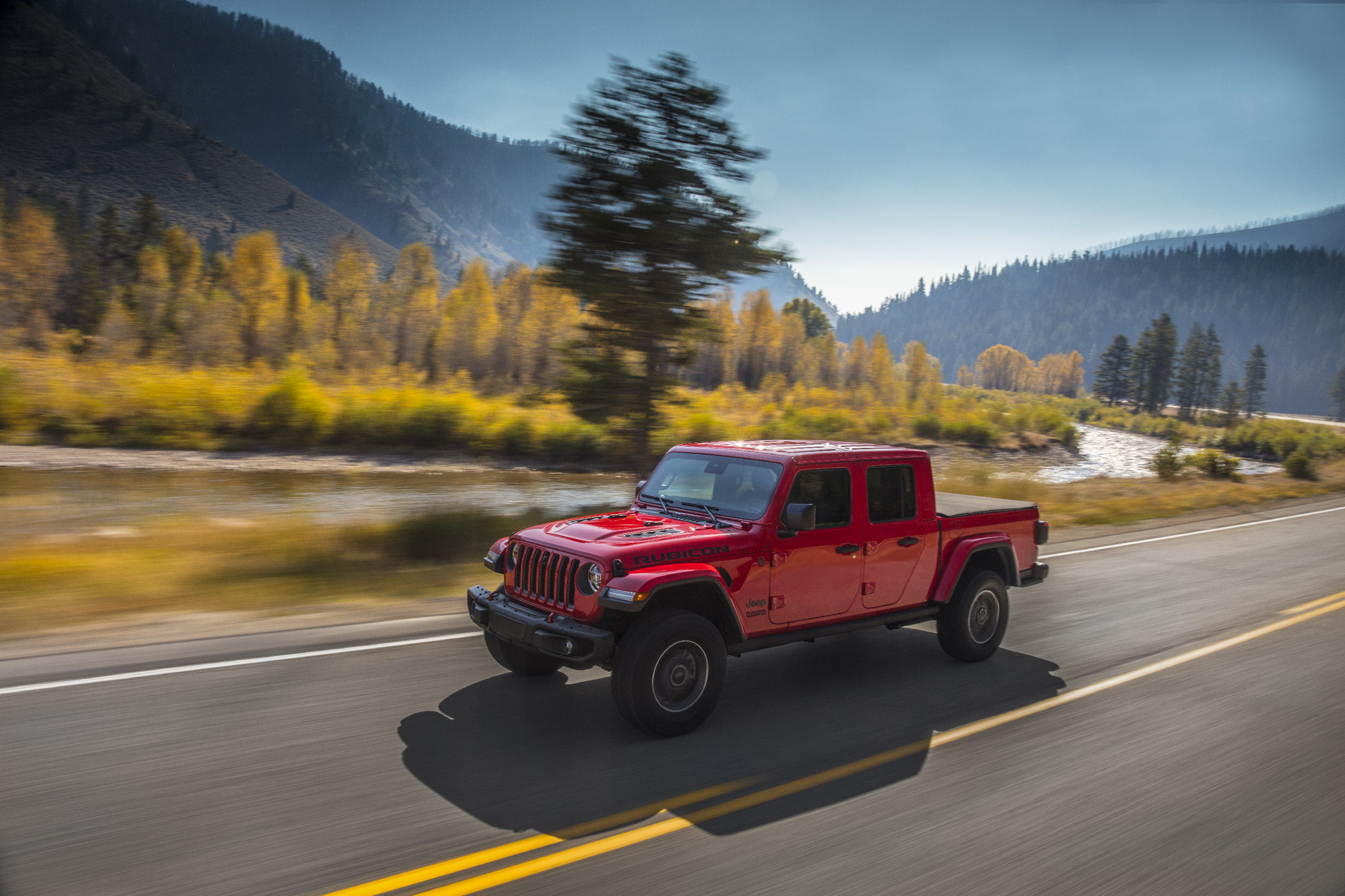 2020 Jeep Gladiator Truck 117 2020 Jeep Gladiator Just Can’t Wait To Tackle Some Off-Road Trails
