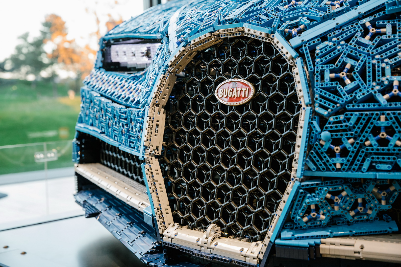 bugatti chiron lego chiron autostadt 6 Life-Size Lego Bugatti Chiron Joins The Real Thing At VW Car Museum