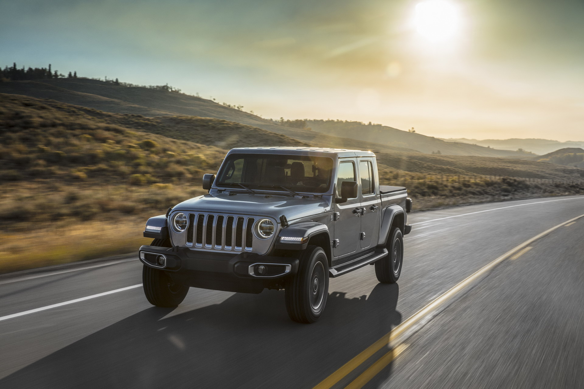 2020 Jeep Gladiator Truck 167 2020 Jeep Gladiator Just Can’t Wait To Tackle Some Off-Road Trails