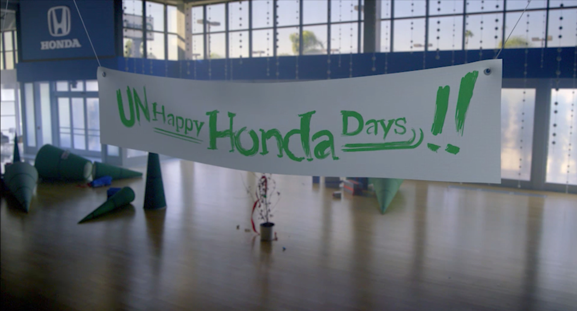 honda grinch holiday campaign 1 Grinch Wants To Ruin Your Honda Buying Experience For The Holidays