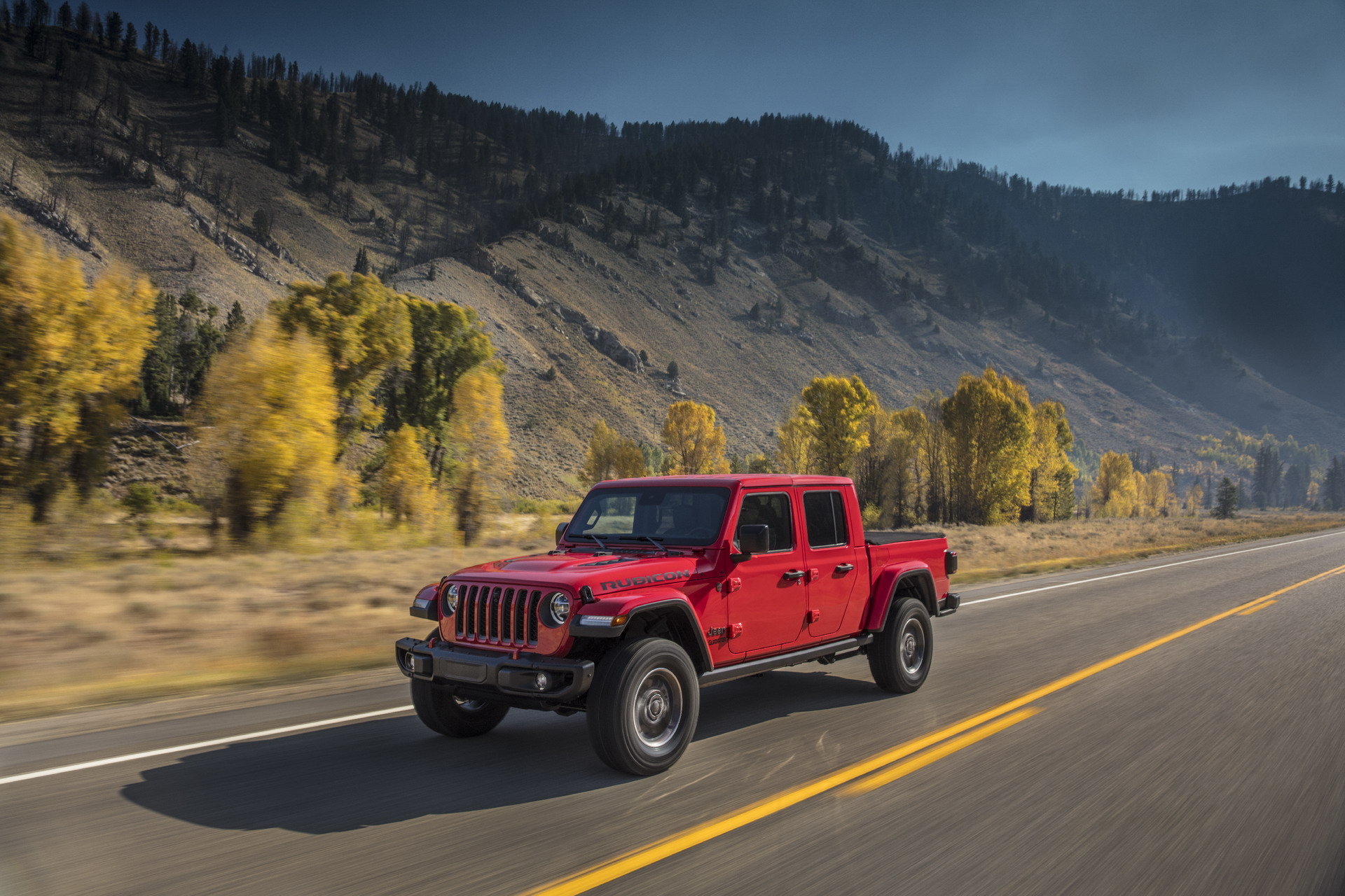 2020 Jeep Gladiator Truck 112 2020 Jeep Gladiator Just Can’t Wait To Tackle Some Off-Road Trails