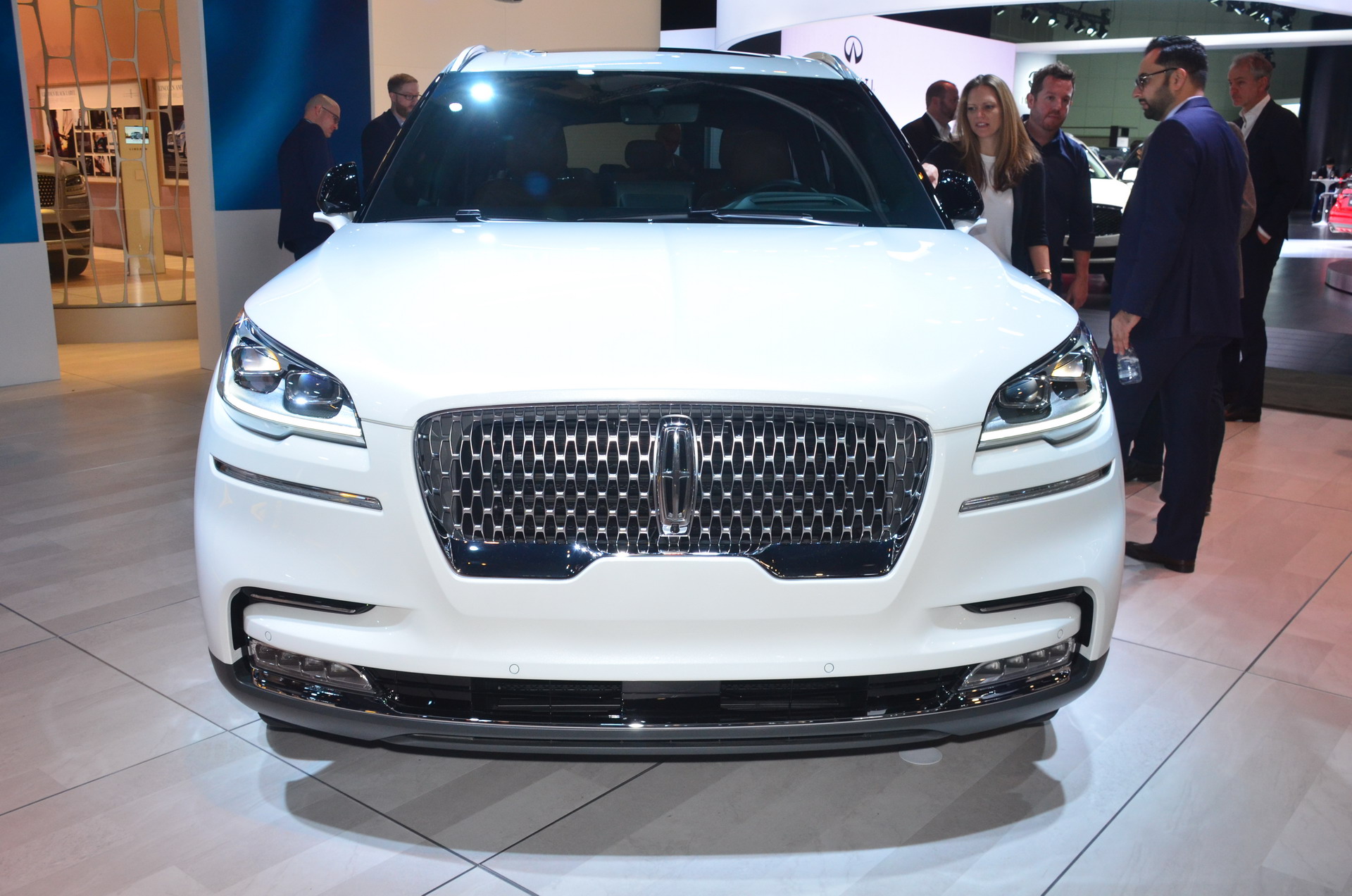 Lincoln Aviator Ford Is Speeding Up Plan To Build Lincolns In China To Avoid Tariffs