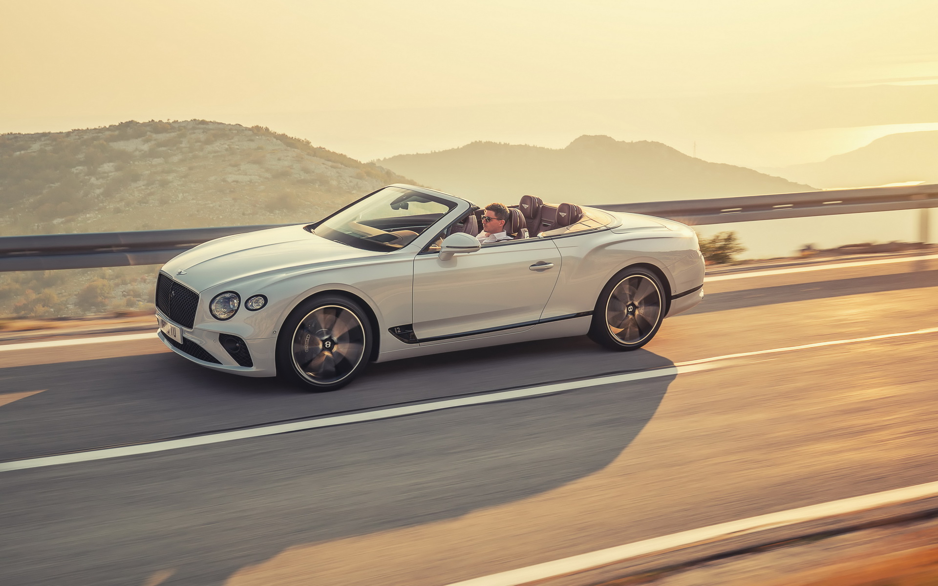 Bentley_Continental_GT_Convertible_08 New Bentley Continental GT Convertible Is A No-Compromise Continent Crusher