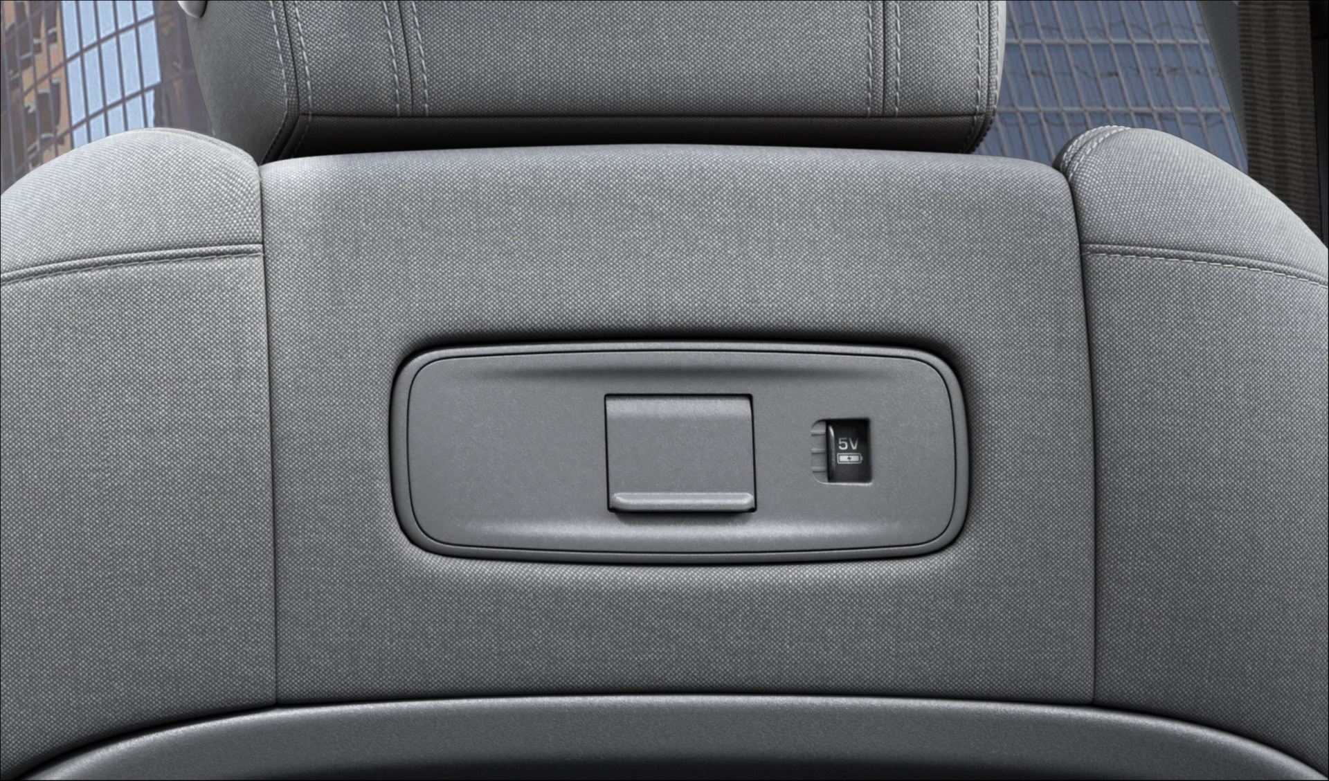 2020 Range Rover Evoque 44 2020 Range Rover Evoque Is A Baby Velar In A Short Skirt (Live Gallery)