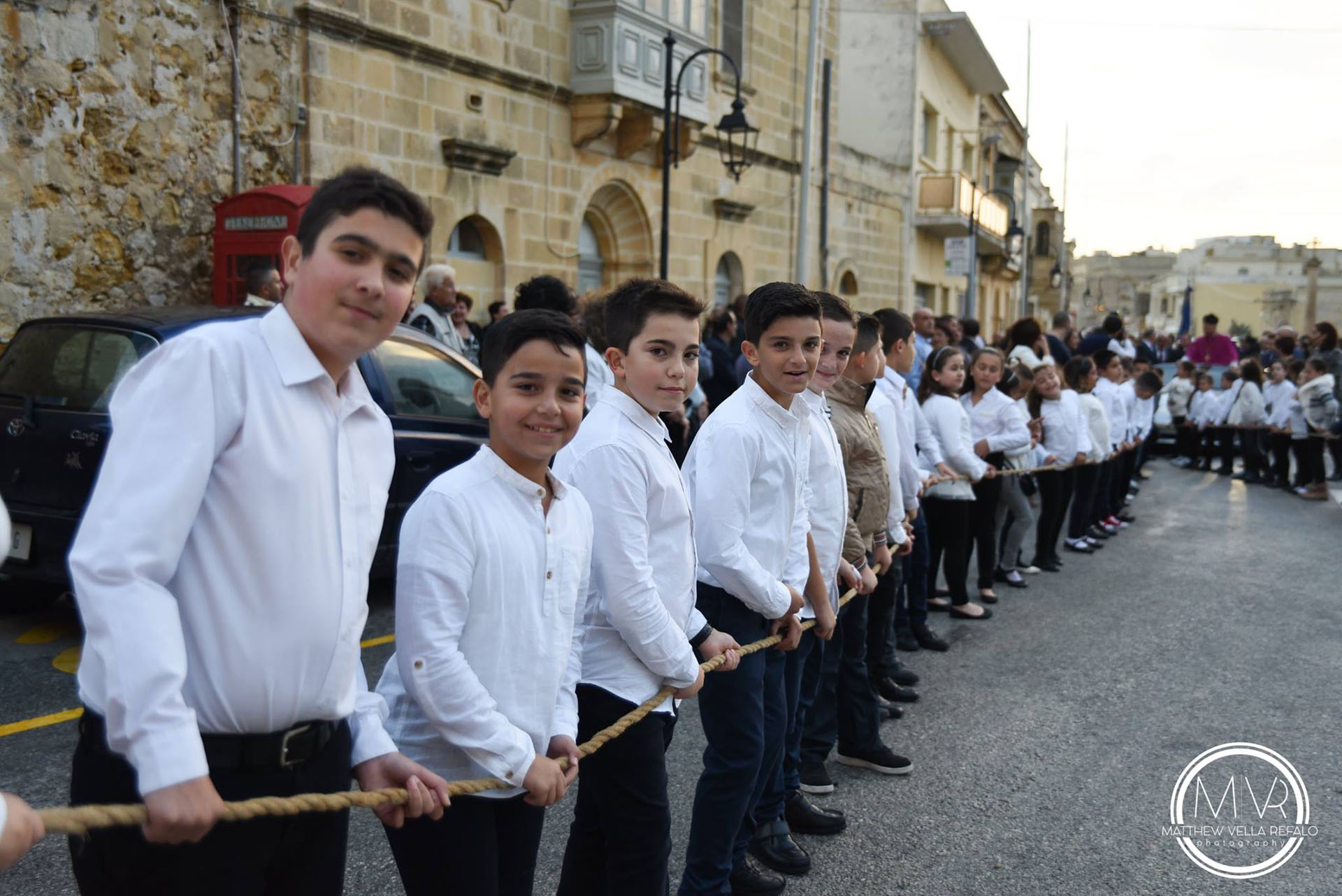 malta-priest-porsche-09 50 Kids Pull Priest In A Porsche Through The Streets Of Malta