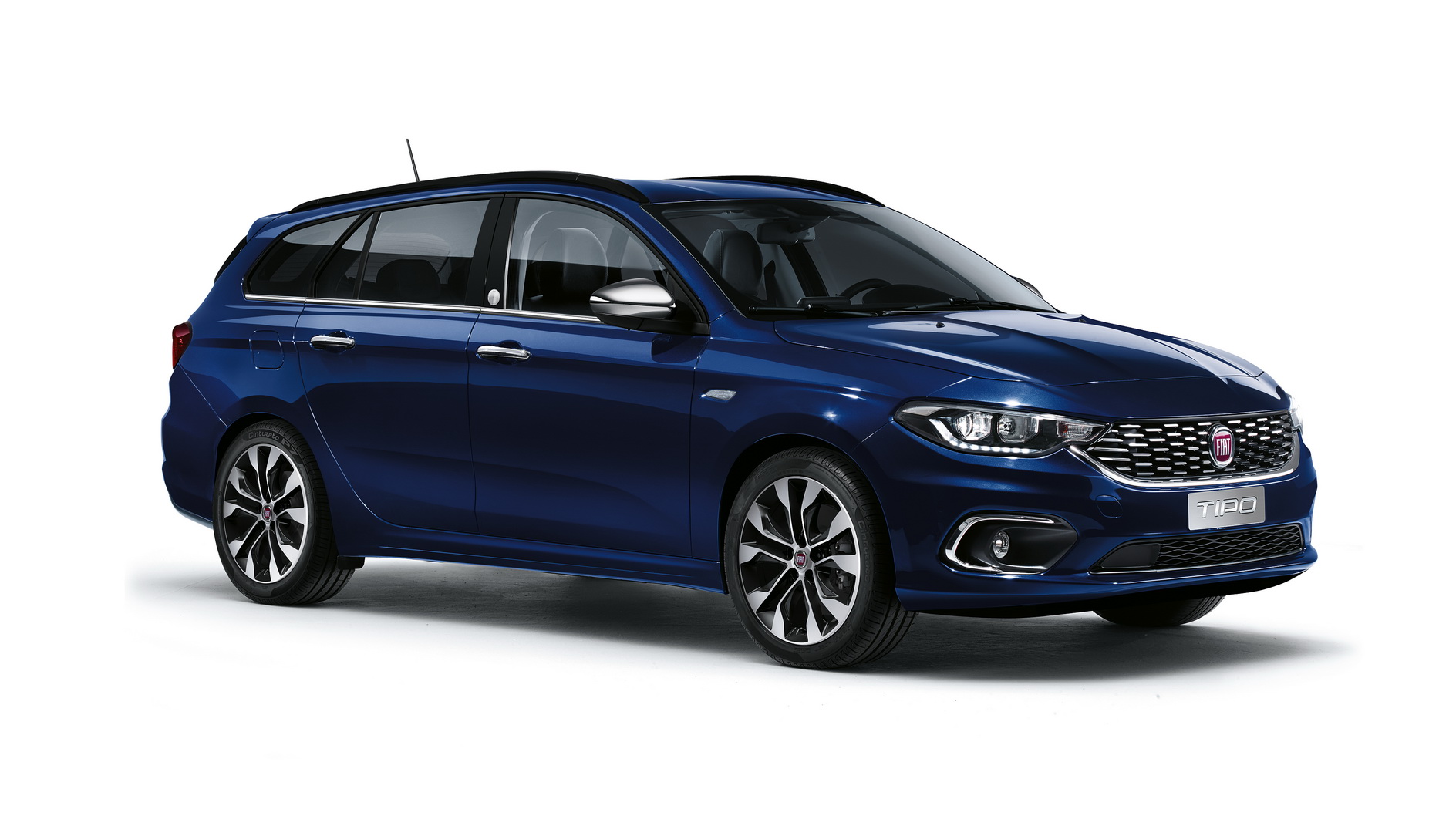 2019 fiat tipo mirror 4 Fiat Tipo Range Enhanced With Mirror And Street Versions