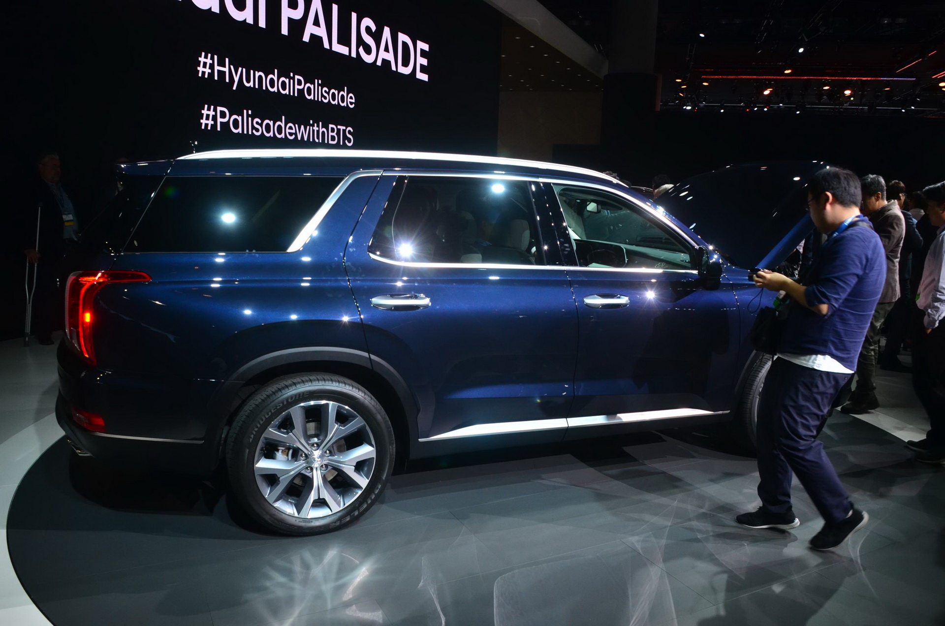 hyundai palisade la live pics 2 Hyundai’s New Palisade SUV Is What The VW Atlas Should Have Been