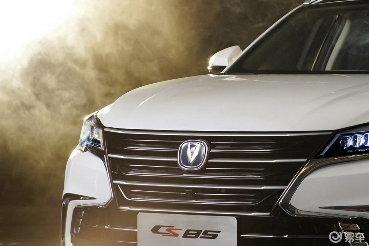 changan cs85 coupe crossover unveiled 7 Changan CS85 Coupe Crossover Looks Like The Lovechild Of A BMW X4 And A VW Touareg