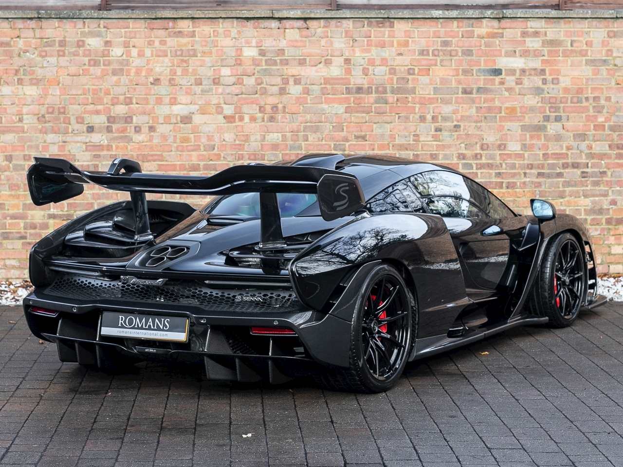 McLaren-Senna-For-Sale-9 A Flipper Has Put This Practically New McLaren Senna Up For Sale