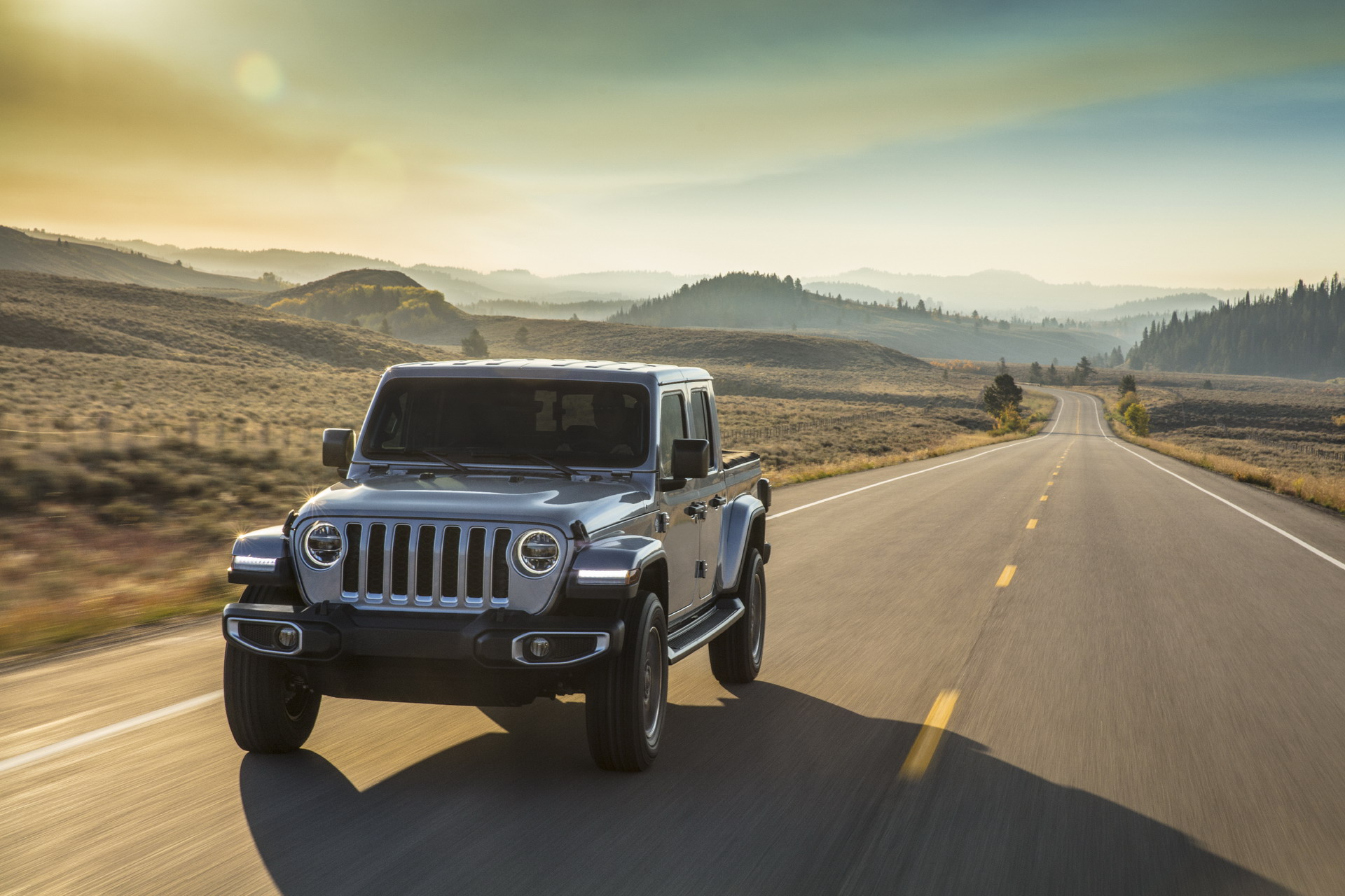 2020 Jeep Gladiator Truck 168 2020 Jeep Gladiator Just Can’t Wait To Tackle Some Off-Road Trails