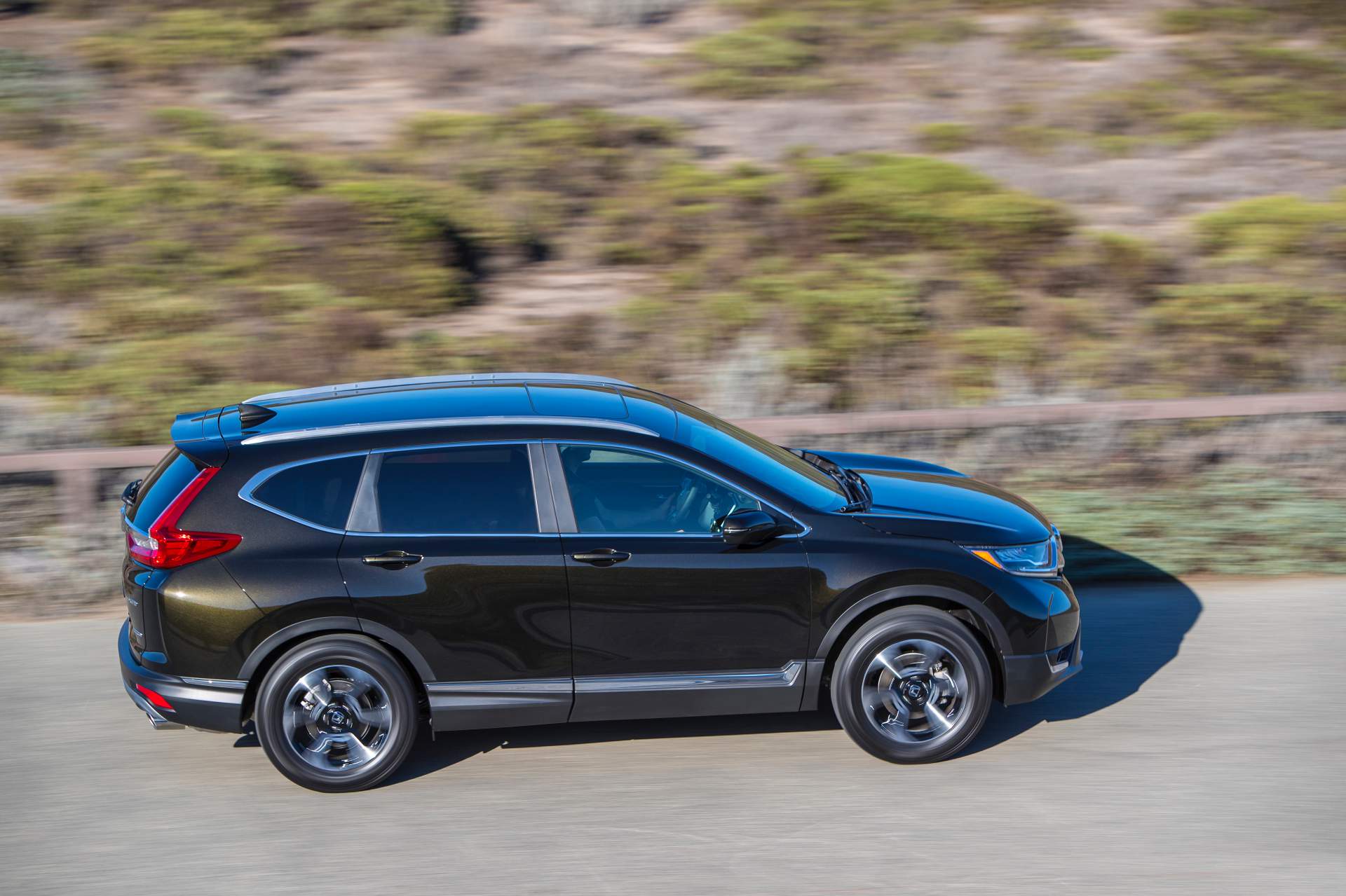 2019 Honda CR-V 2019 Honda CR-V’s Only Update Is A New Body Color Yet Pricing Increases By $100-$200