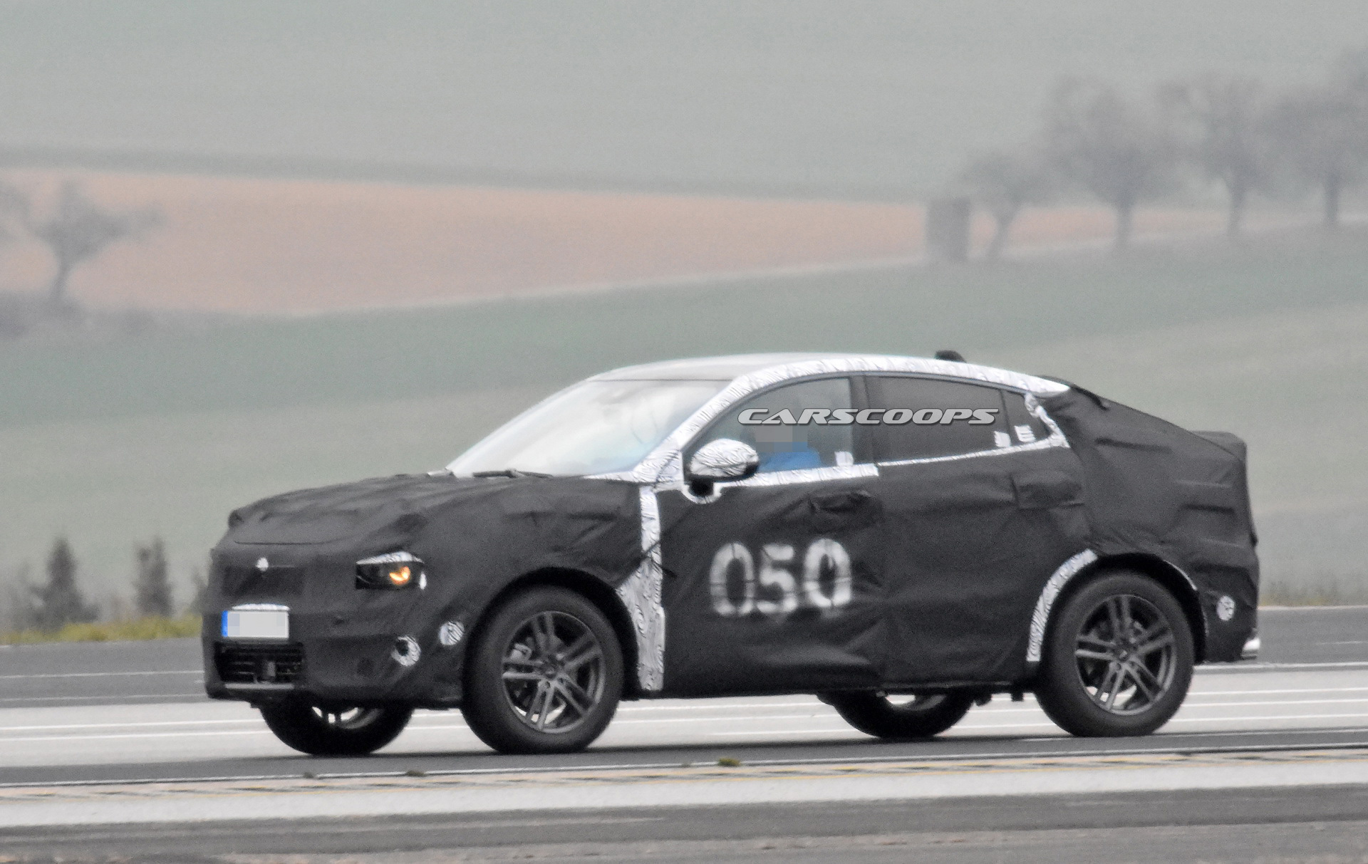 Lynk & Co SUV Coupe Spy 5 Lynk & Co’s Latest Prototype Is A Stylish SUV Coupe