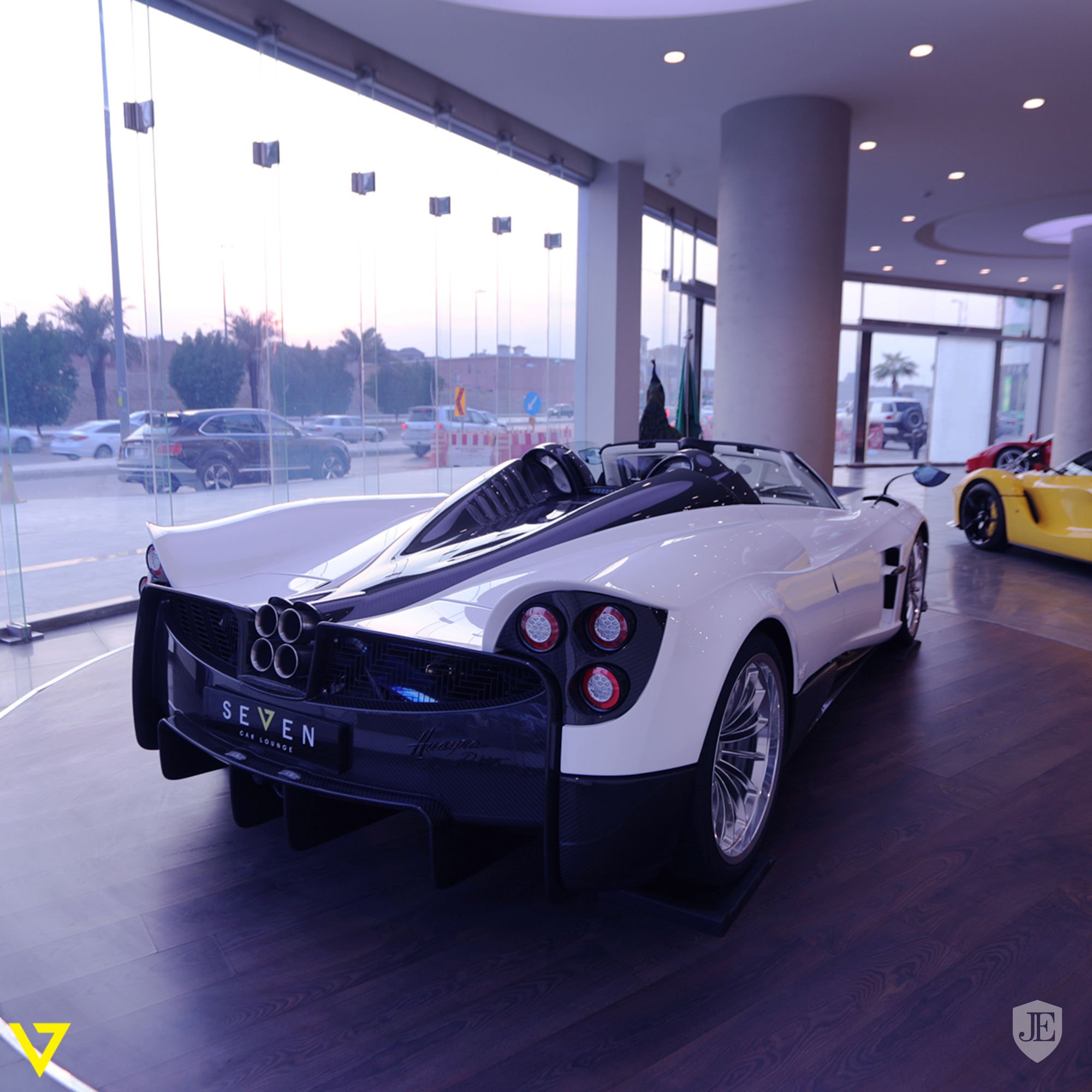 Pagani-Huayra-Roadster-For-Sale-8 The Very First Pagani Huayra Roadster Is Looking For An Owner
