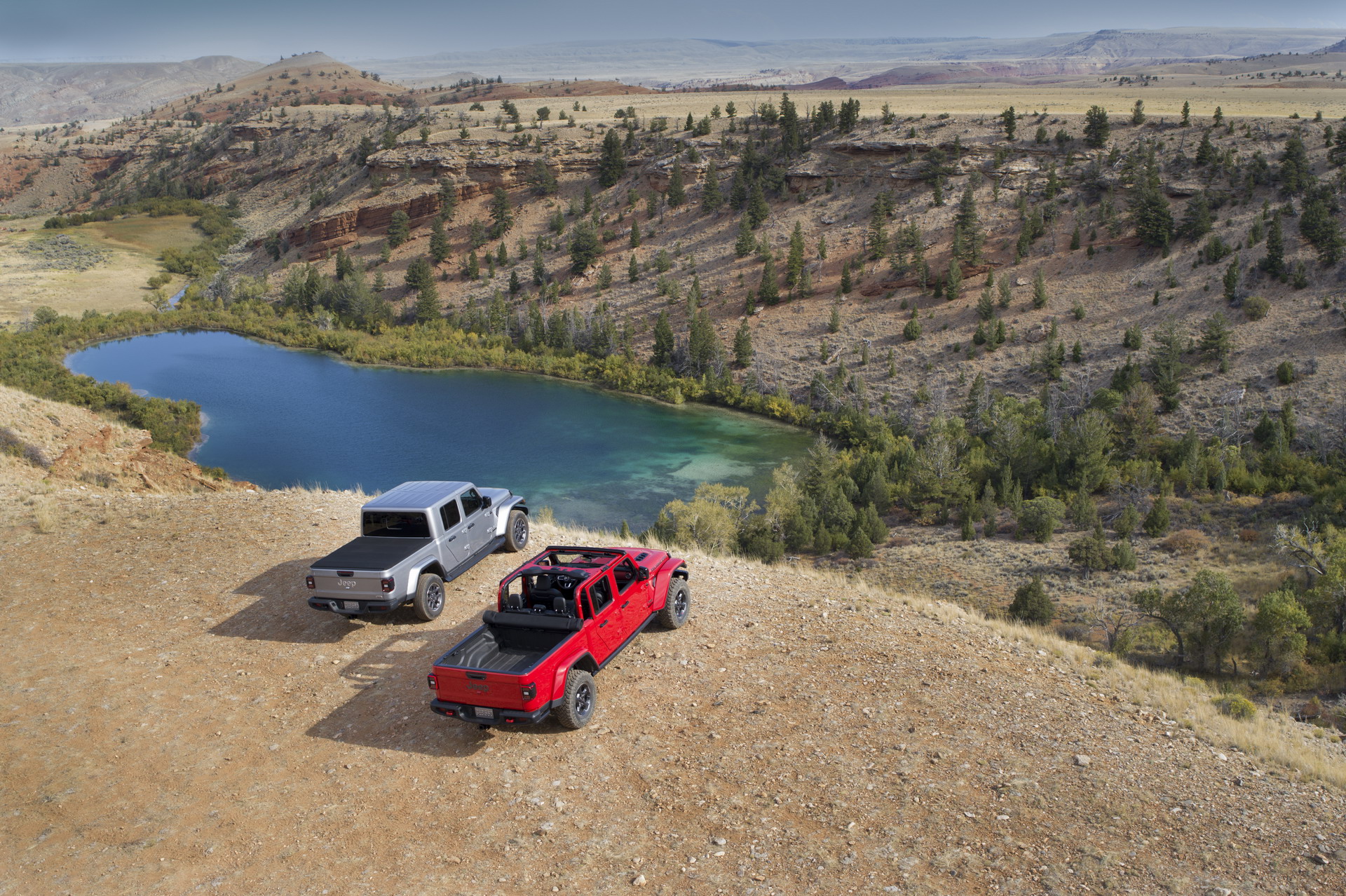 2020 Jeep Gladiator Truck 189 2020 Jeep Gladiator Just Can’t Wait To Tackle Some Off-Road Trails