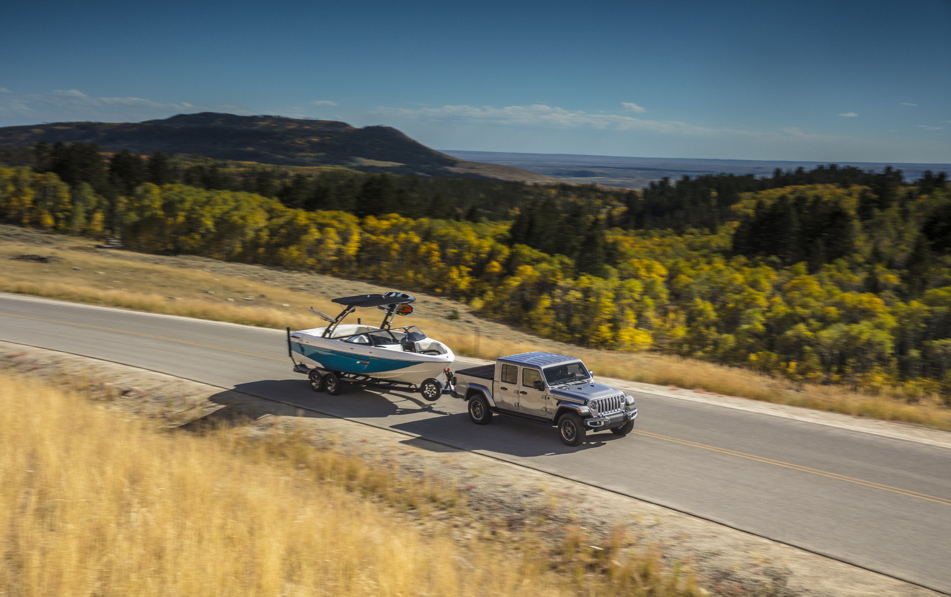 2020 Jeep Gladiator Truck 163 2020 Jeep Gladiator Just Can’t Wait To Tackle Some Off-Road Trails