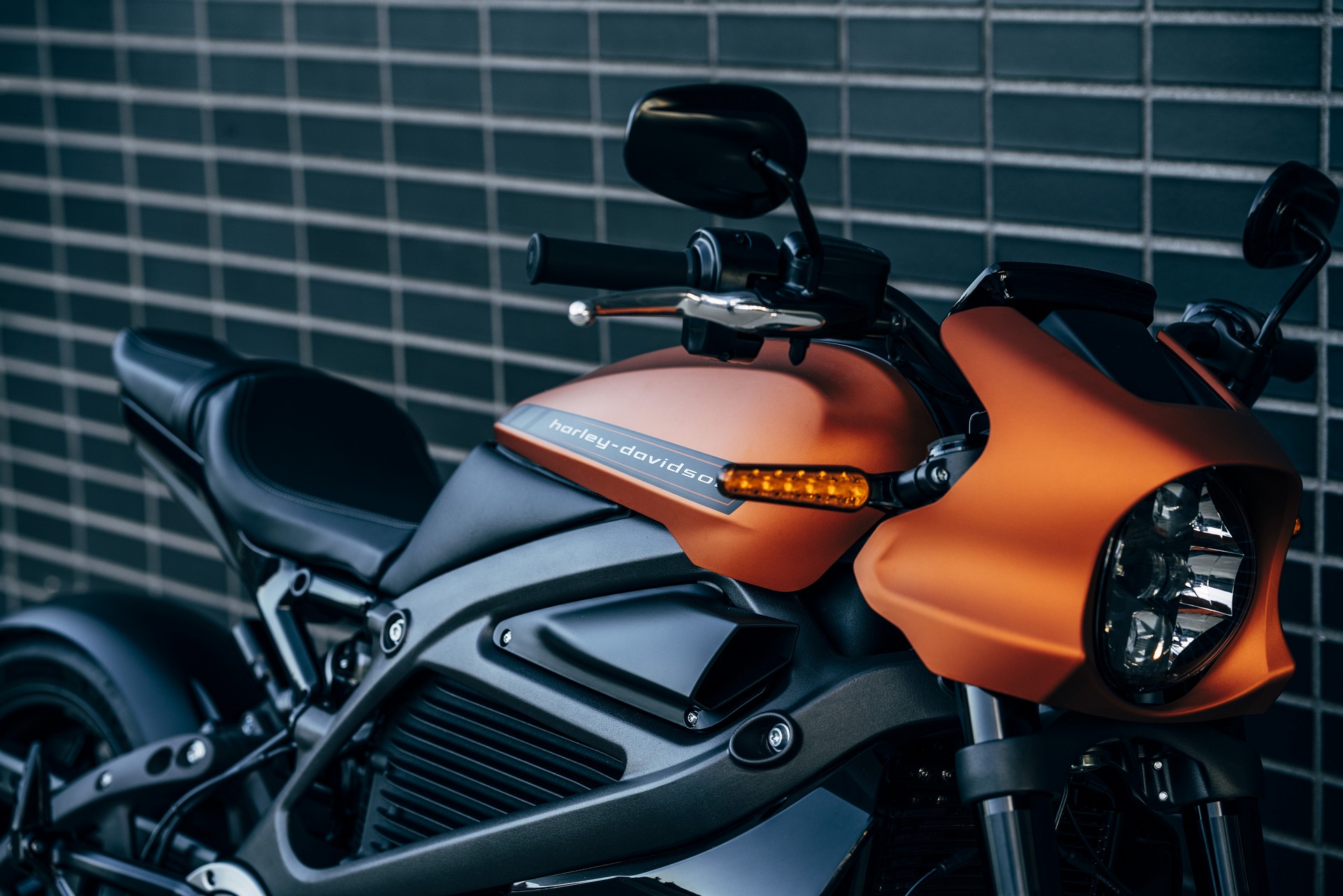 Harley-Davidson LiveWire-40 Harley-Davidson’s Electric LiveWire Bike Has 110 Mile Range, Costs $29,799