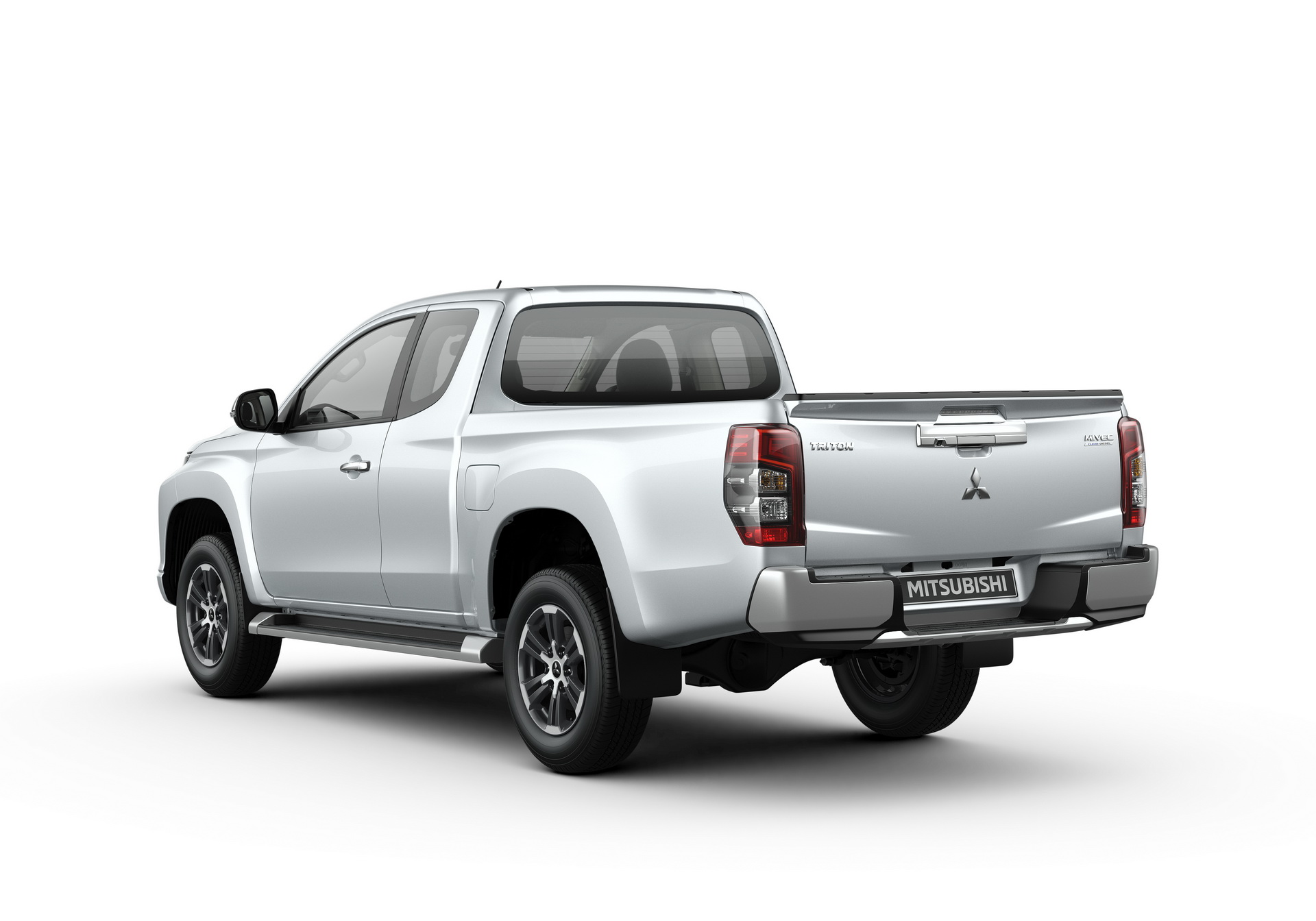 2019 mitsubishi l200 pickup unveiled 11 Updated Mitsubishi L200 Pickup Unveiled With Fresh Styling, Enhanced 4WD System