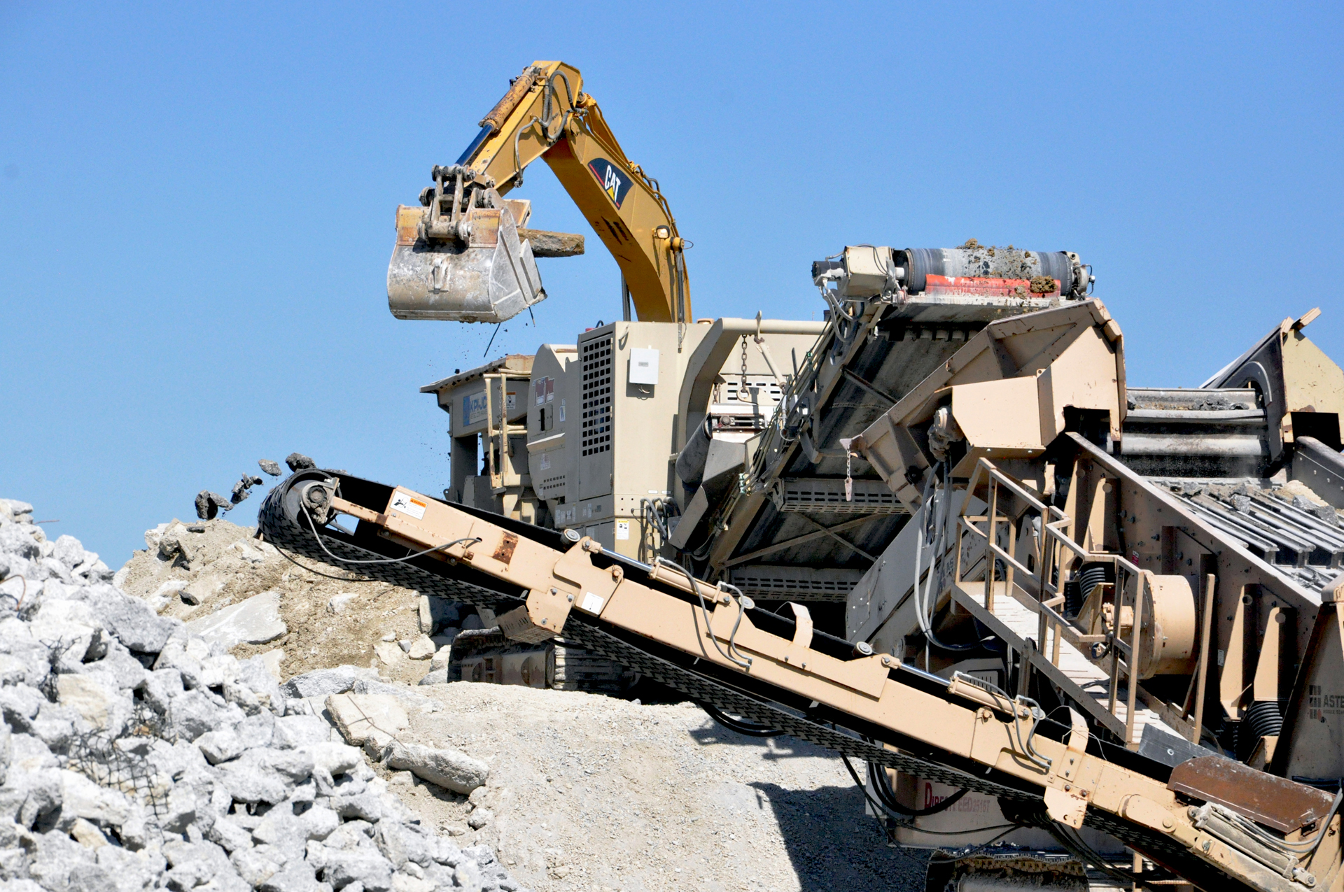 vw-chattanooga-2 Volkswagen Considering Building A Second Factory In The U.S.