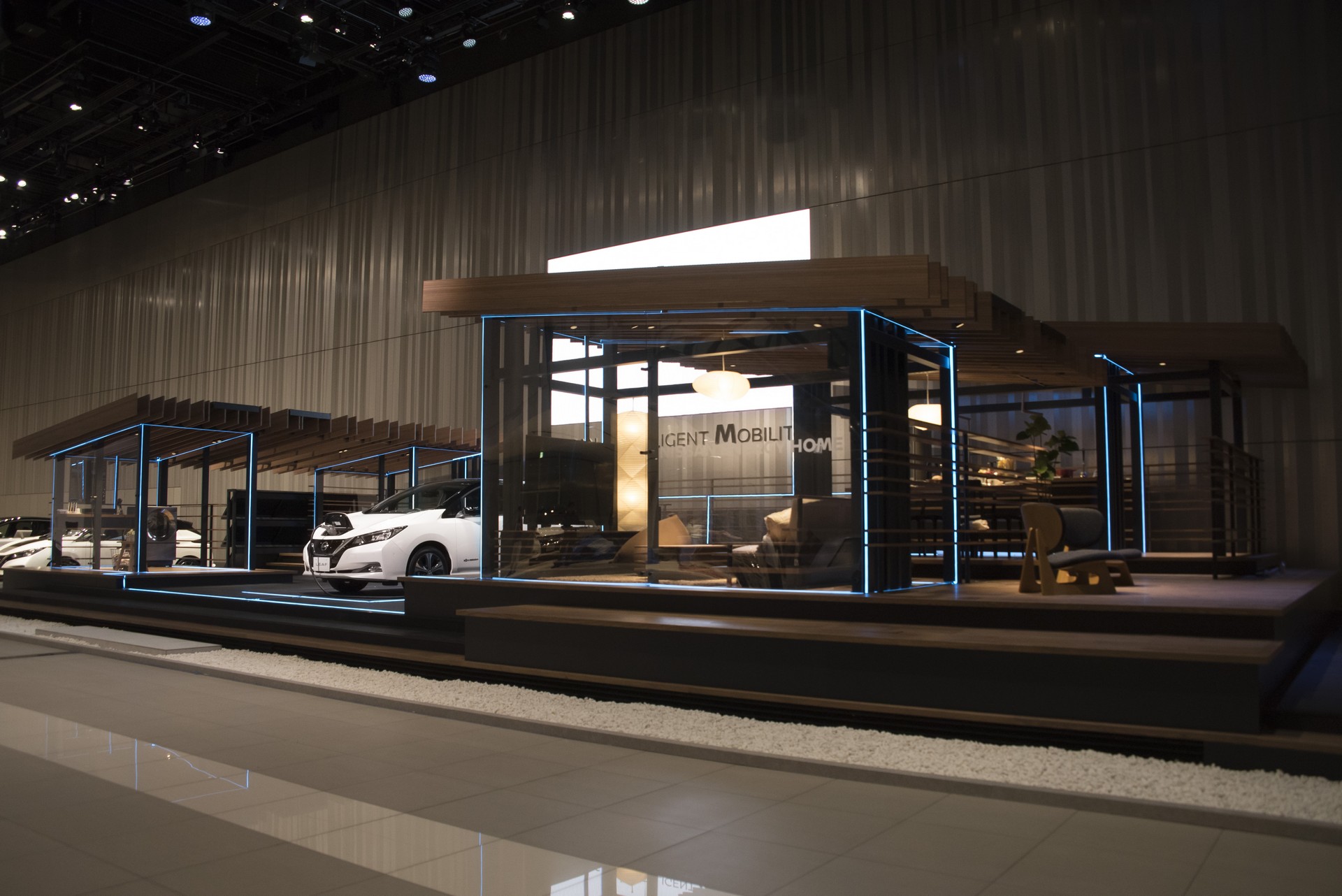 Nissan-Energy-3 Nissan Wants To Turn EVs Into Mobile Battery Packs, Introduces Leaf-Powered Home