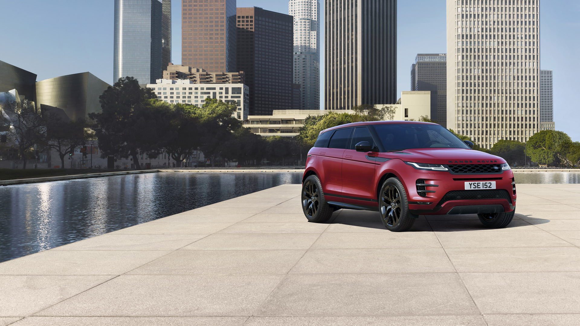 2020 Range Rover Evoque 70 2020 Range Rover Evoque Is A Baby Velar In A Short Skirt (Live Gallery)
