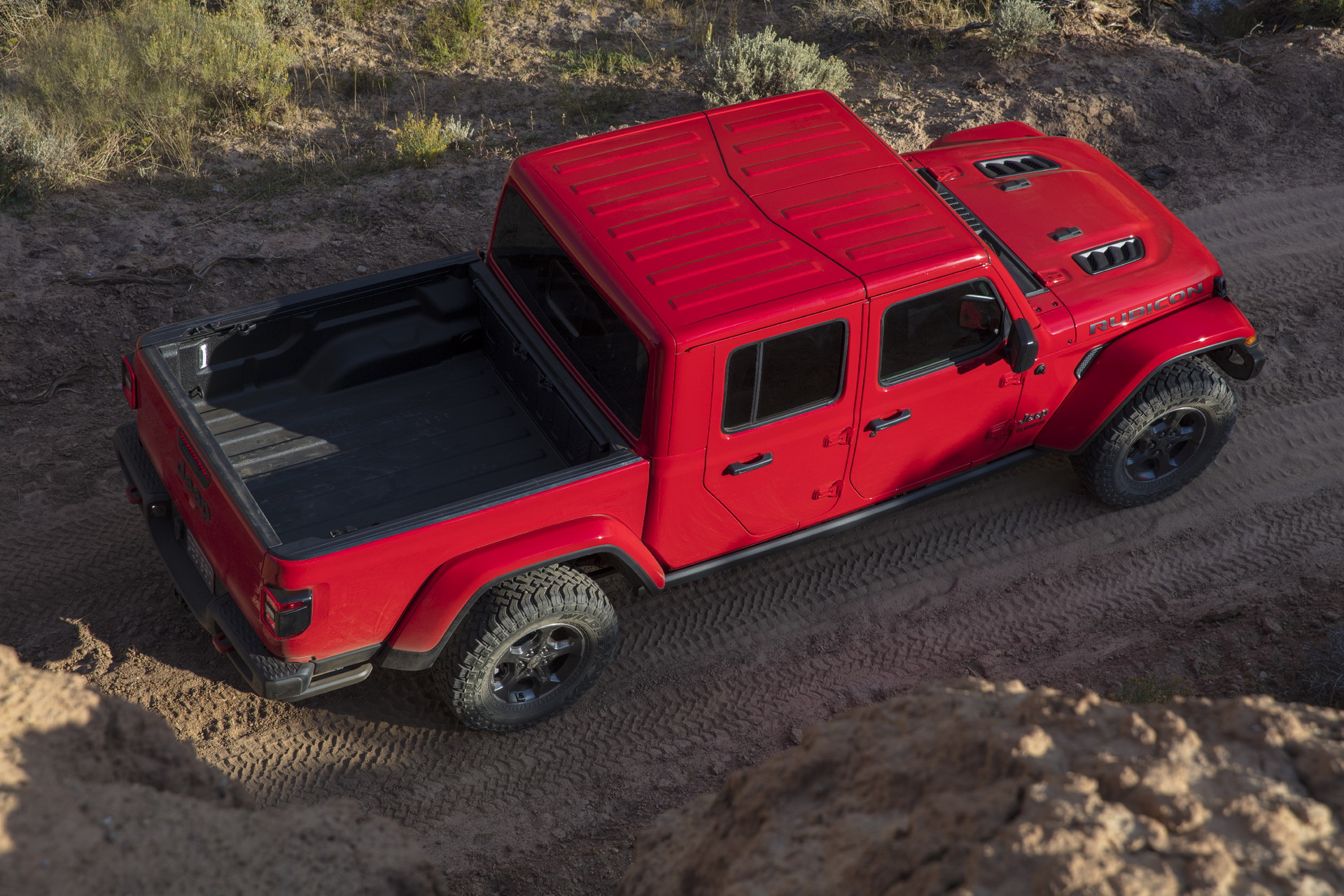 2020 Jeep Gladiator Truck 20 2020 Jeep Gladiator Just Can’t Wait To Tackle Some Off-Road Trails