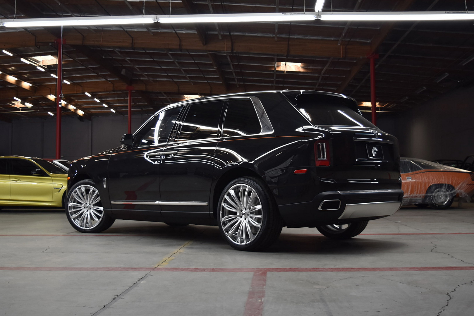 rolls-royce cullinan forgiato wheels 6 Rolls-Royce Cullinan Is Prime Real Estate For Alloy Wheel Makers