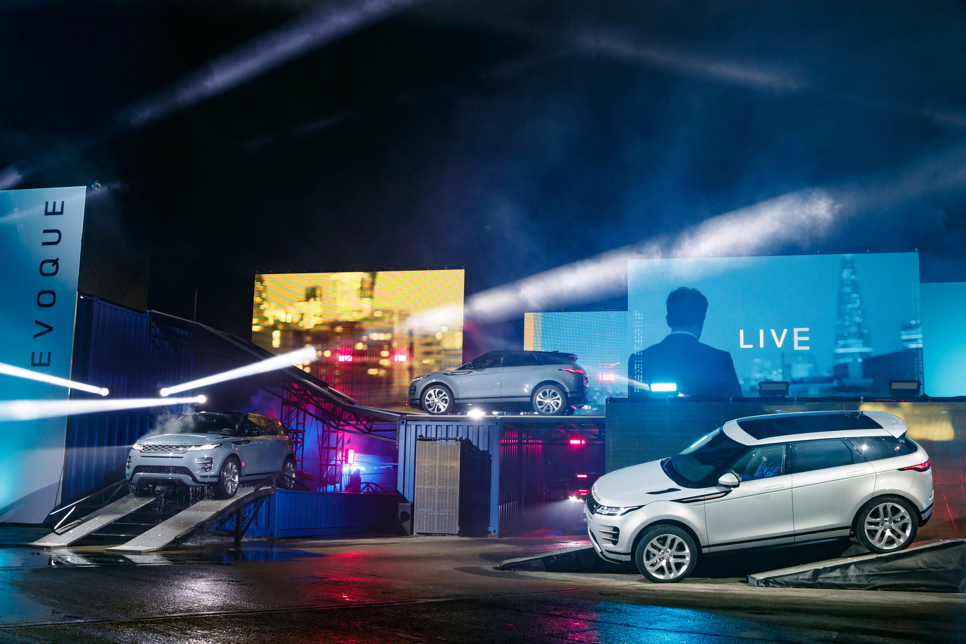 2020 Range Rover Evoque II 18 2020 Range Rover Evoque Is A Baby Velar In A Short Skirt (Live Gallery)