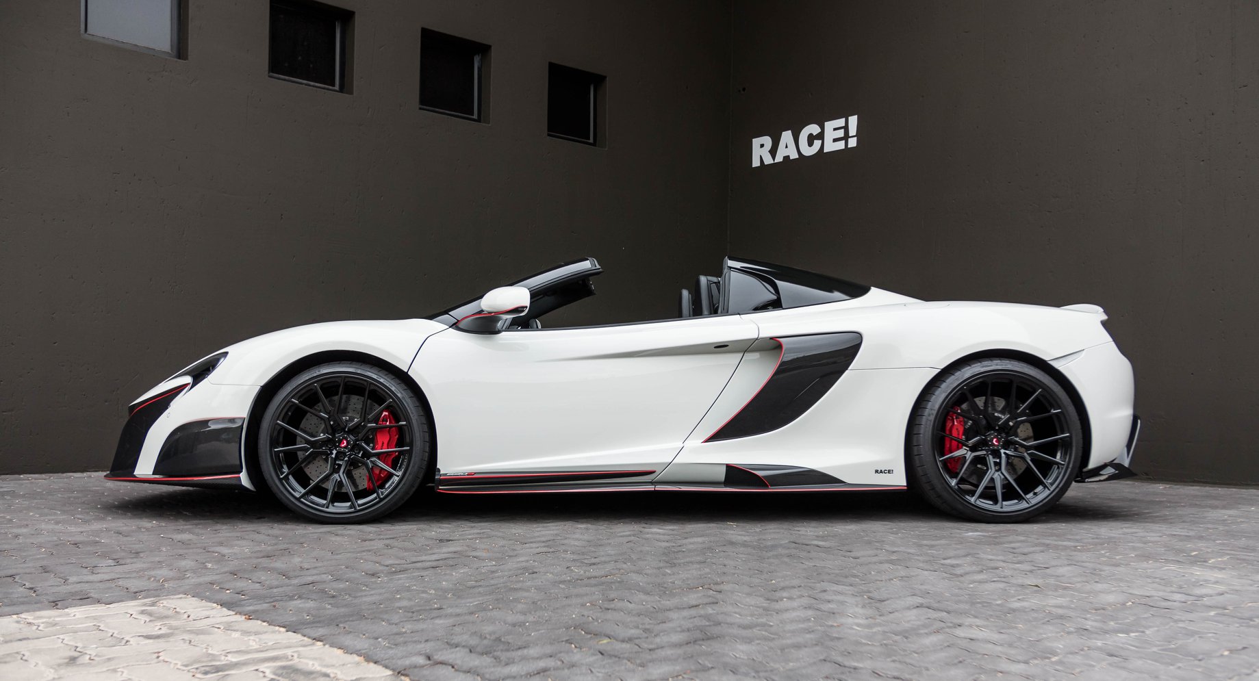 mclaren 650s spider race south africa tuning 4 Tuned McLaren 650S Spider Sports New Alloys, Extra Carbon Fiber Parts