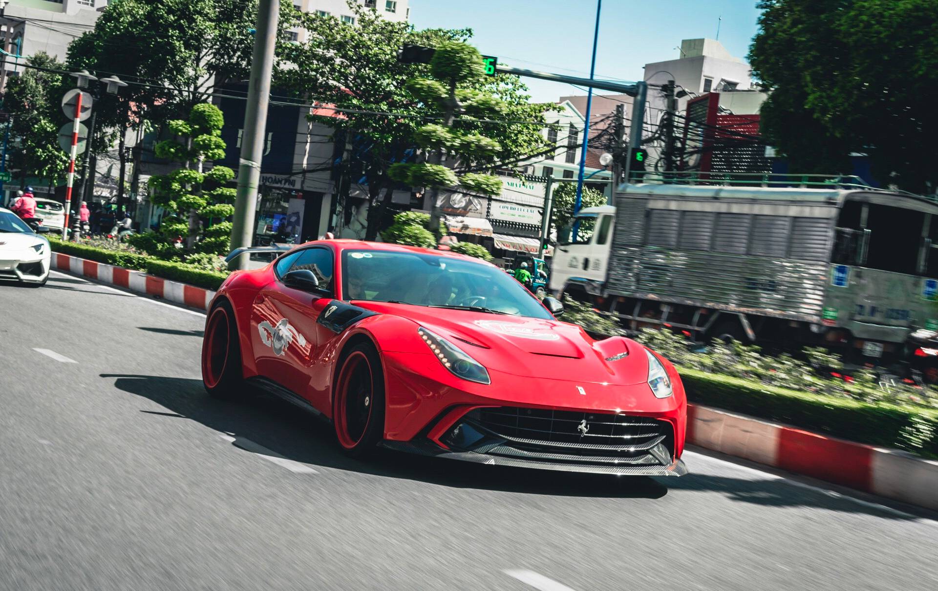 Ferrari F12 Berlinetta widebody kit by Marius Dumitrascu and Duke Dynamics 3 Duke Dynamics’ Ferrari F12berlinetta Body Kit Is Very Wild And Very Wide