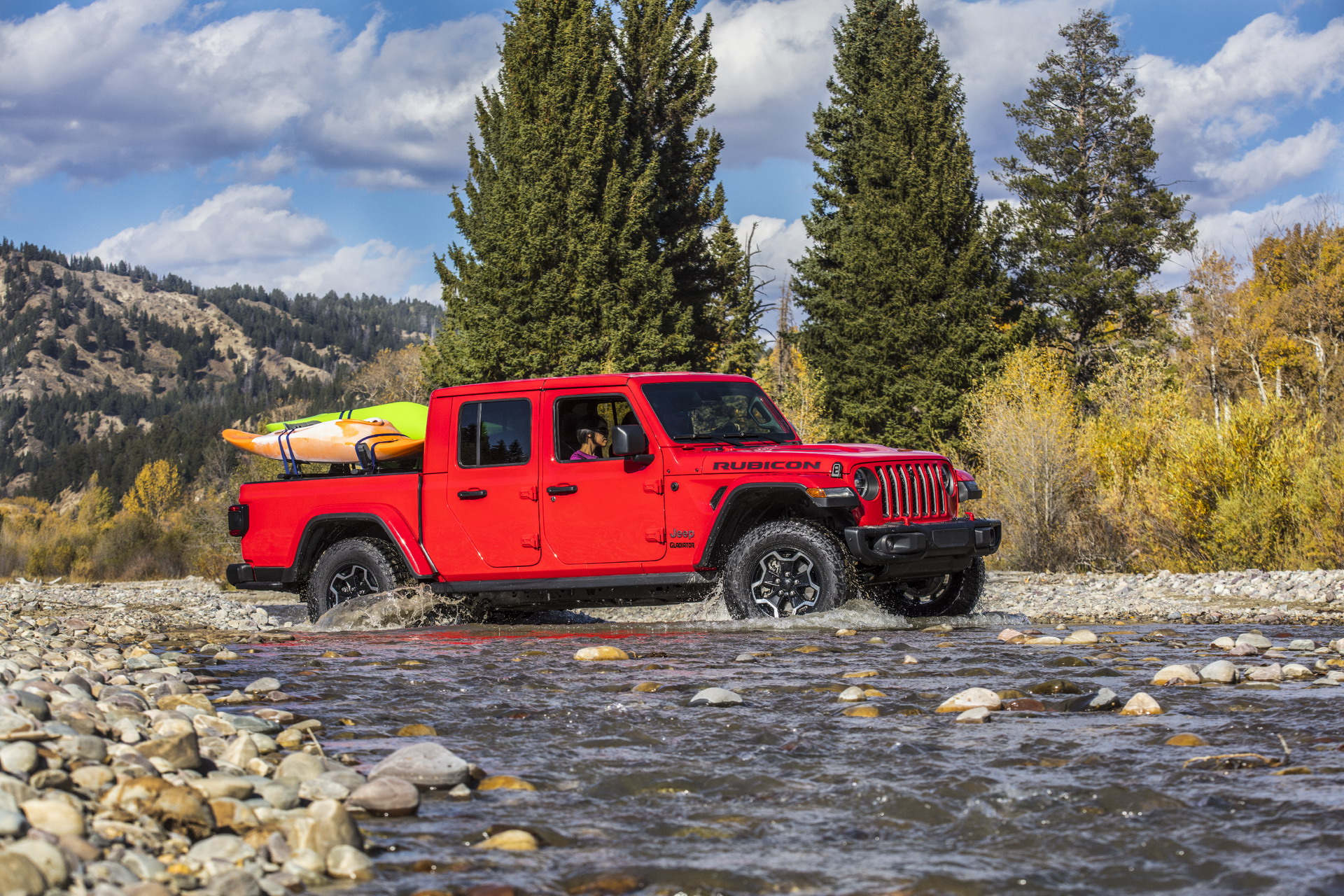 2020 Jeep Gladiator Truck 105 2020 Jeep Gladiator Just Can’t Wait To Tackle Some Off-Road Trails