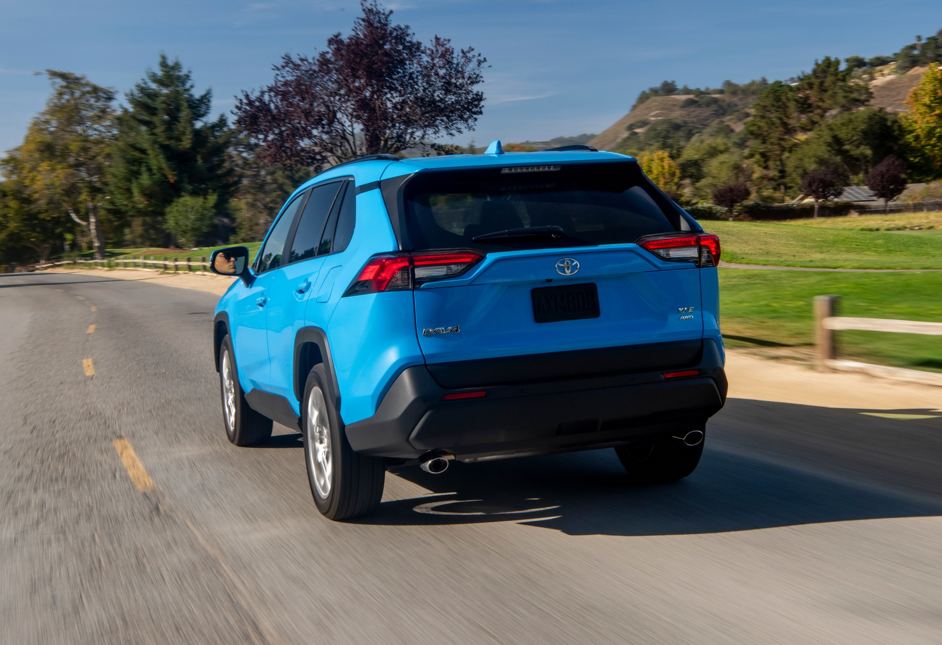 2019-Toyota-RAV4-22 2019 Toyota RAV4 Starts From $26,545: All The Details On Prices, Grades And Equipment