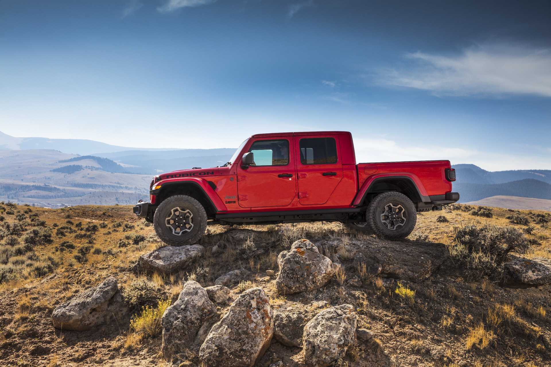 2020 Jeep Gladiator Truck 5 2020 Jeep Gladiator Just Can’t Wait To Tackle Some Off-Road Trails