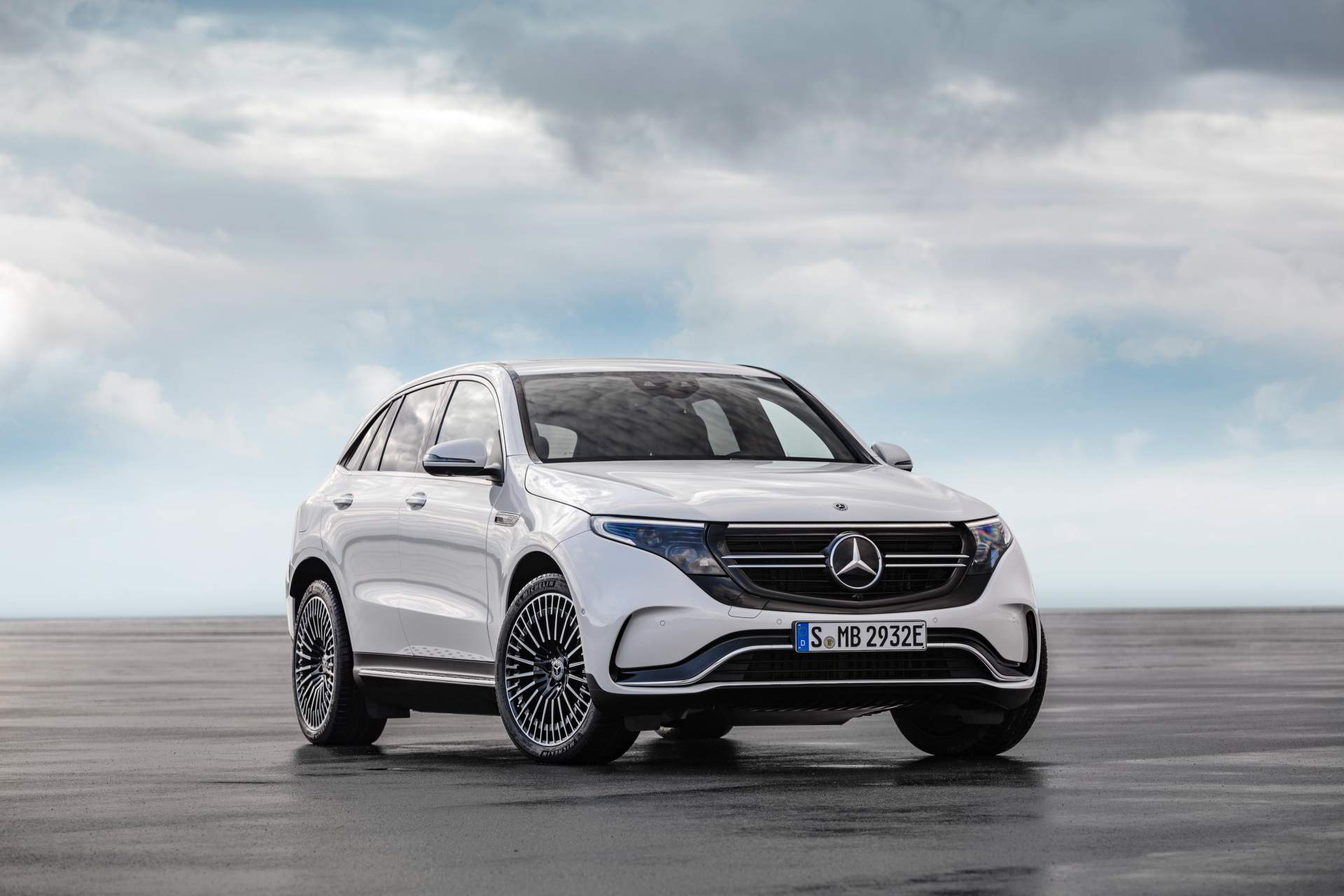 Der neue Mercedes-Benz EQC - der erste Mercedes-Benz der Produkt Mercedes EQC To Enter Production Next Spring, Deliveries To Follow In Mid-2019