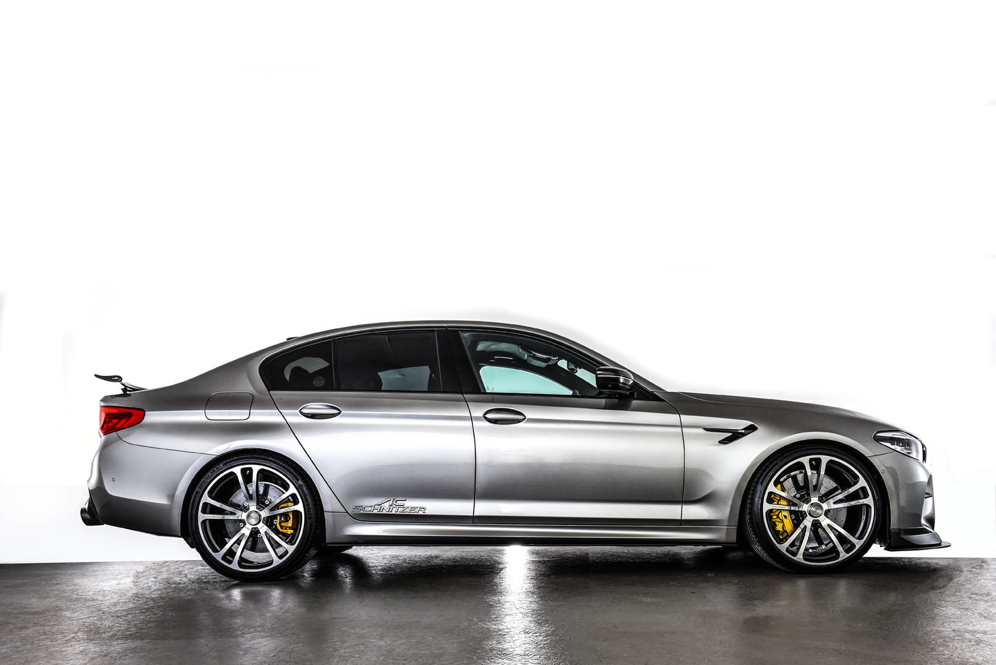BMW M5 by AC Schnitzer 13 AC Schnitzer’s New BMW M5 Is Stupidly Fast – And Ready For Its Essen Debut