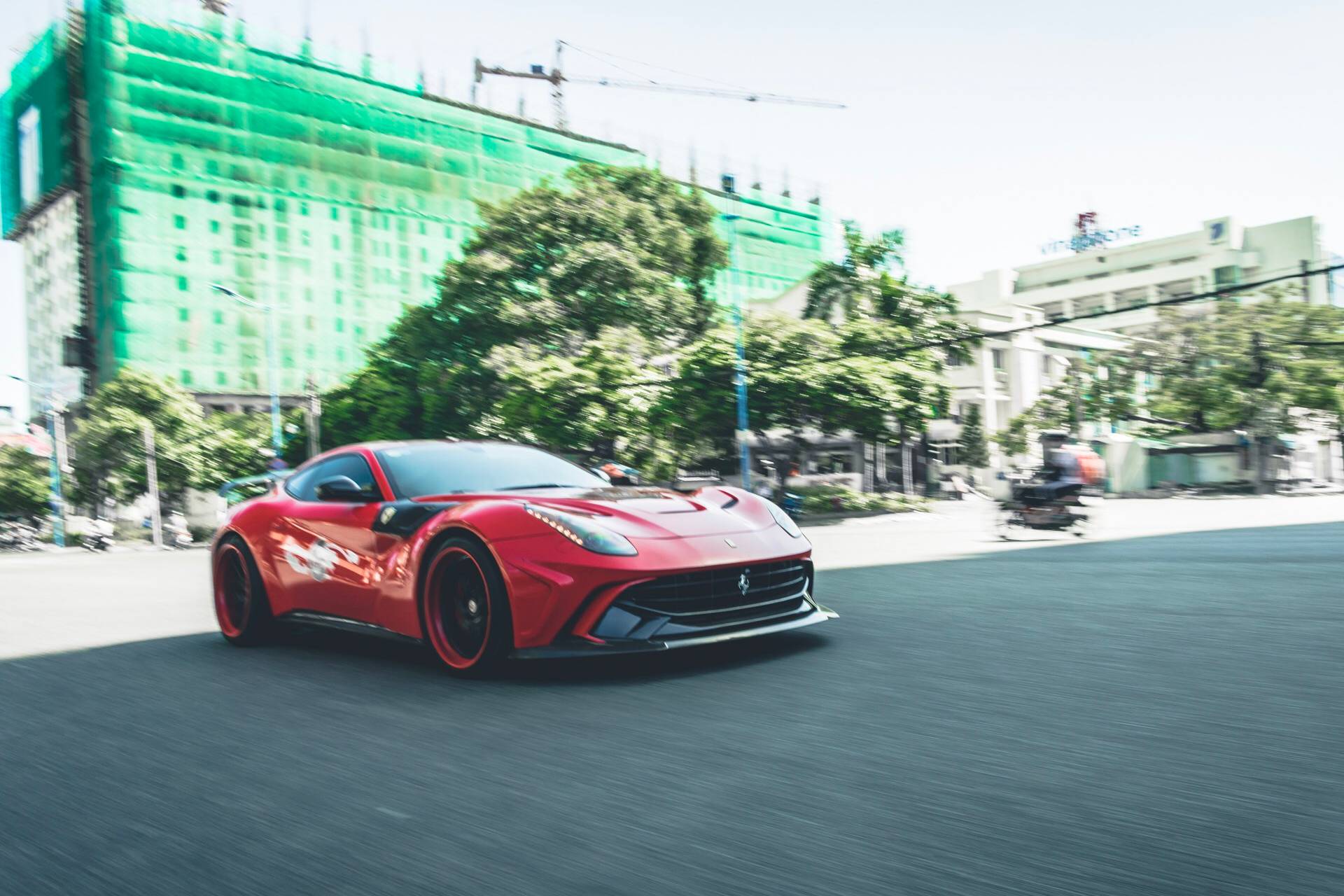 Ferrari F12 Berlinetta widebody kit by Marius Dumitrascu and Duke Dynamics 2 Duke Dynamics’ Ferrari F12berlinetta Body Kit Is Very Wild And Very Wide